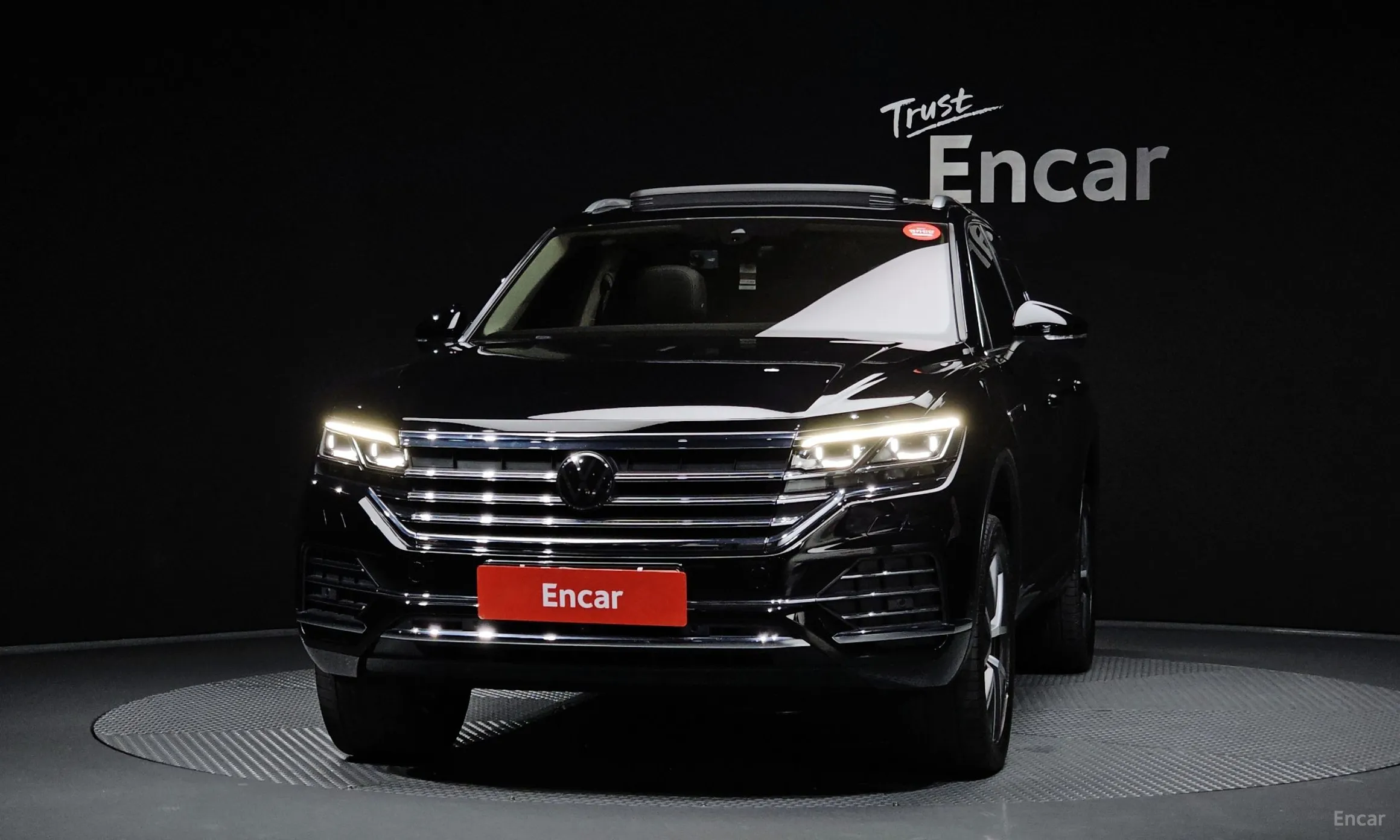 Volkswagen Touareg 3rd Generation превью 3