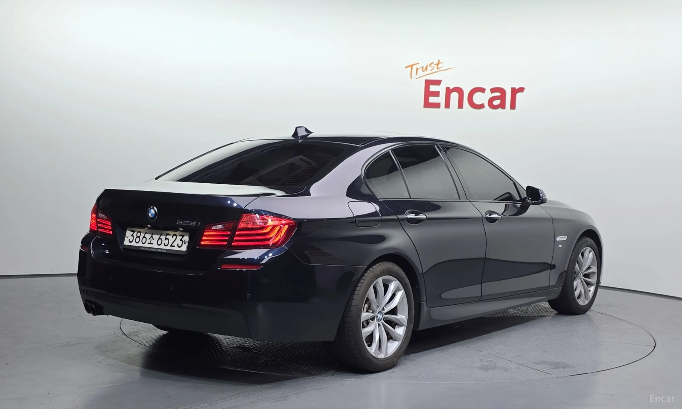 BMW 5 Series (F10)