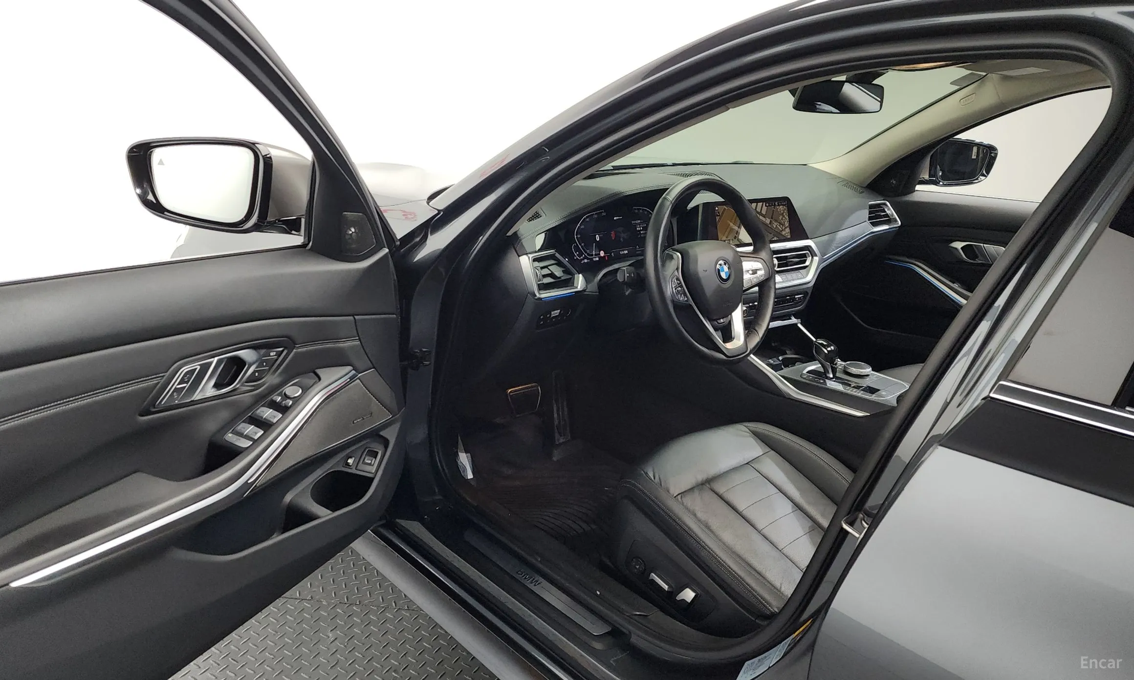 BMW 3 Series (G20) превью 10
