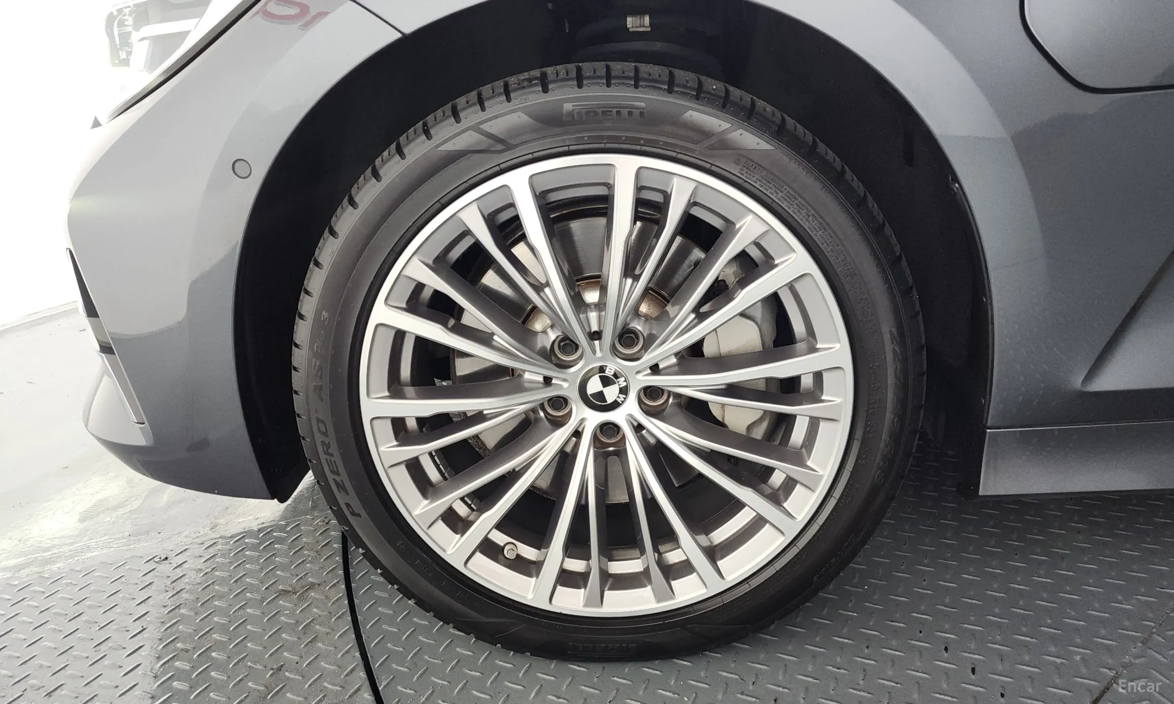 BMW 3 Series (G20) превью 5