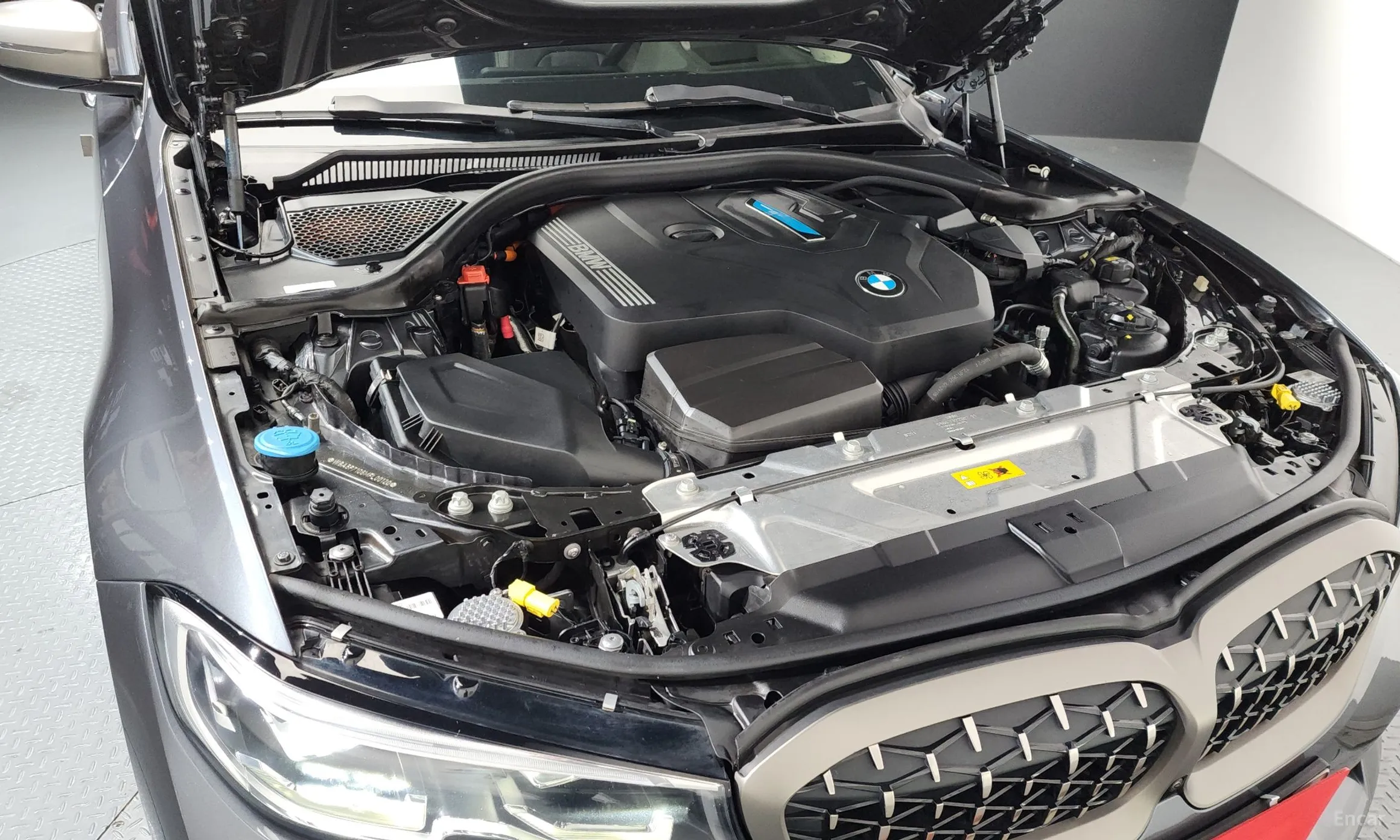 BMW 3 Series (G20) превью 6