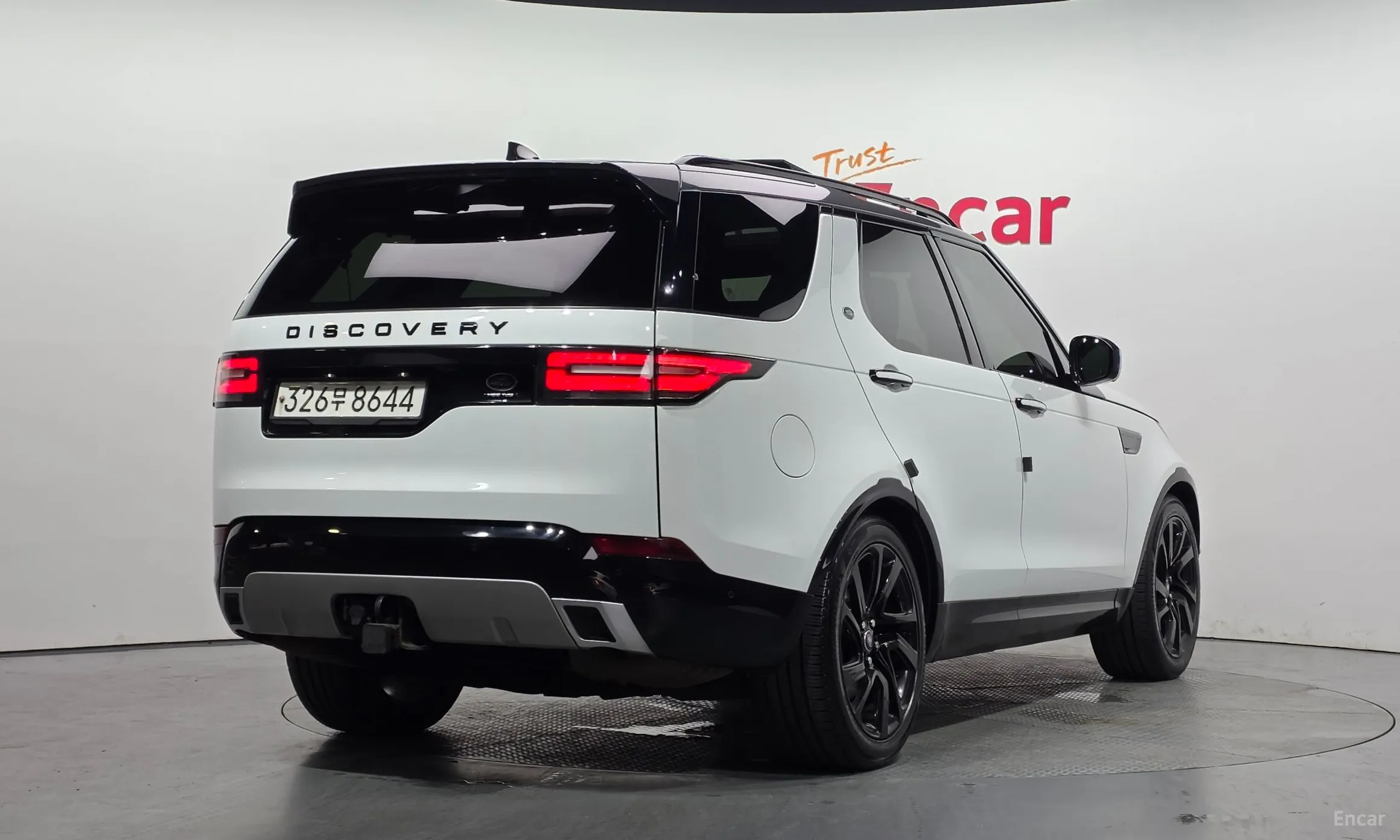 Land Rover Discovery 5 превью 2