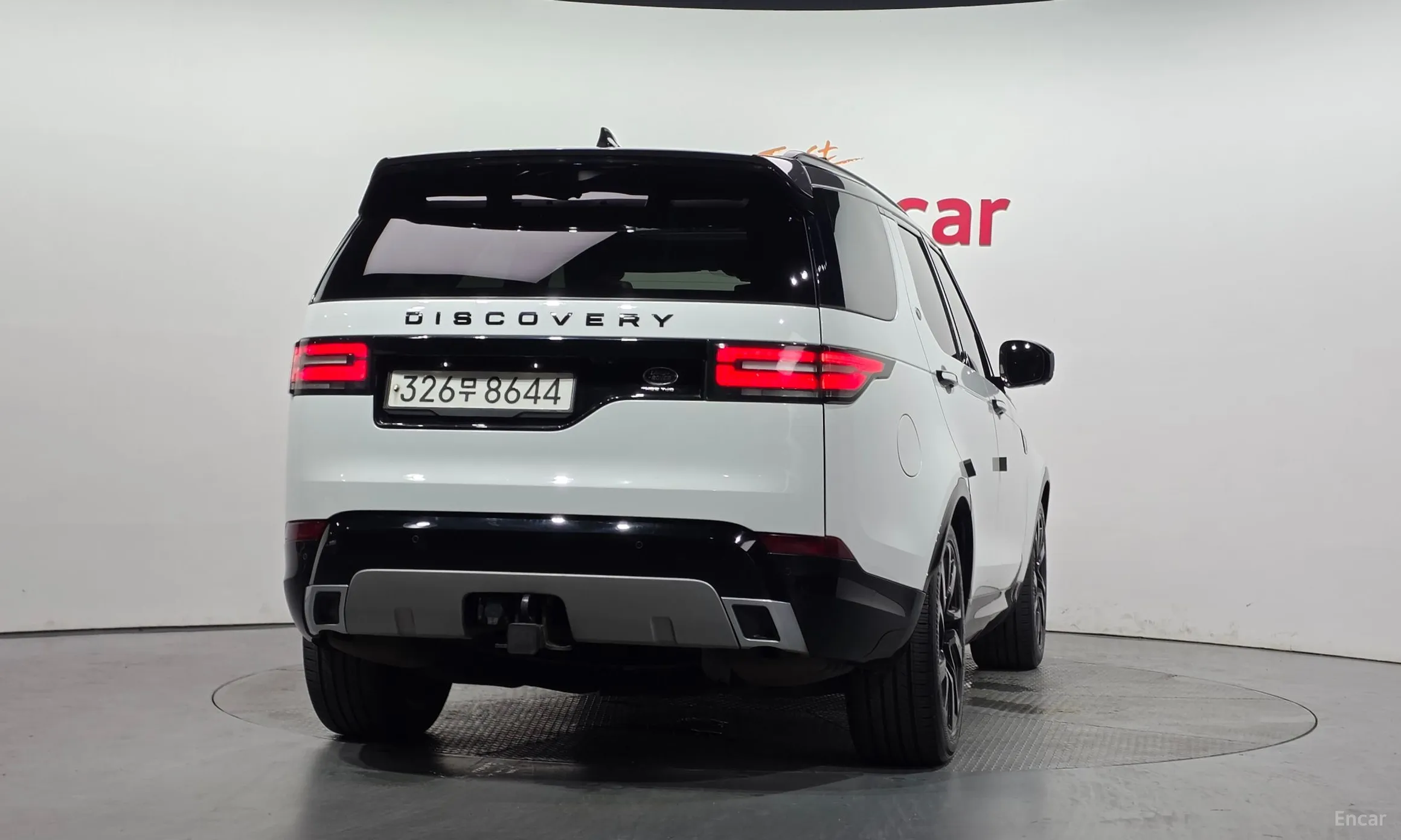 Land Rover Discovery 5 превью 4