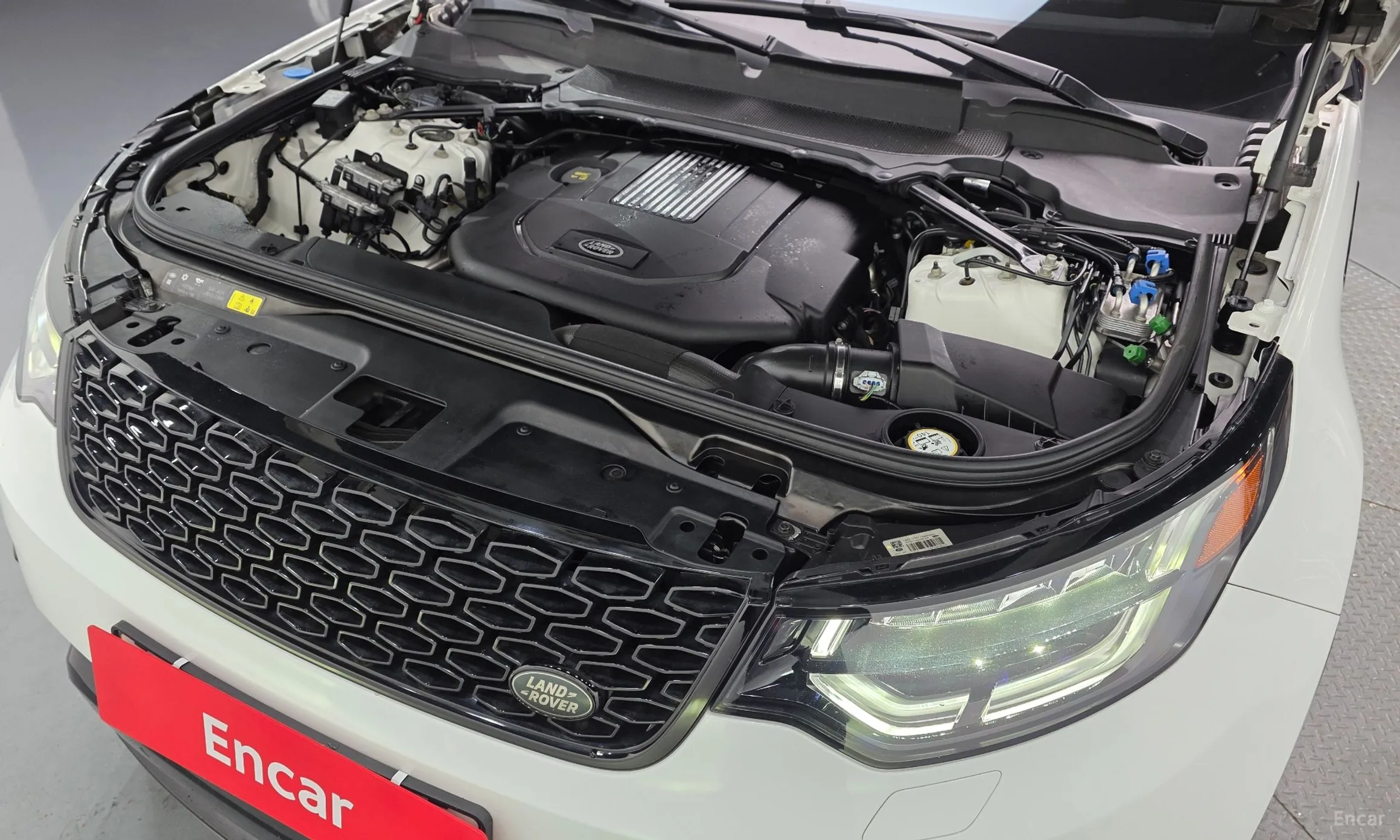 Land Rover Discovery 5 превью 6