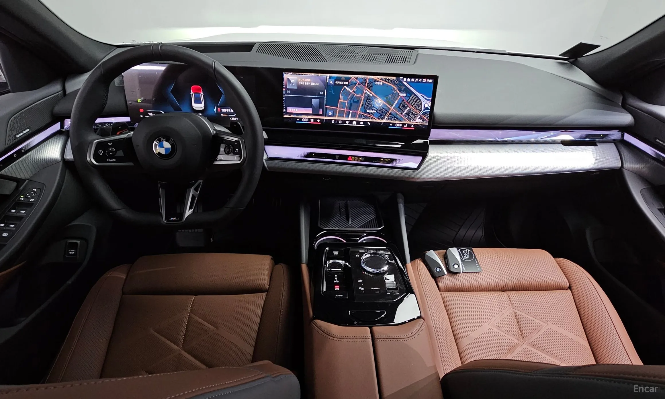 BMW 5 Series (G60) превью 7