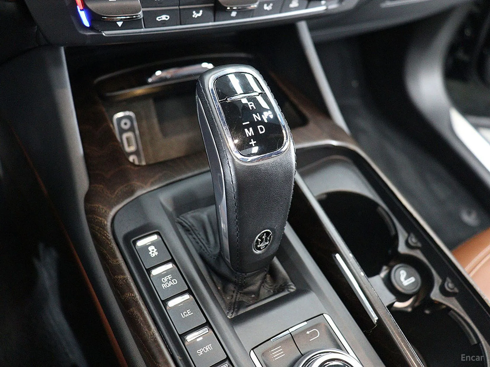 Maserati Levante превью 8