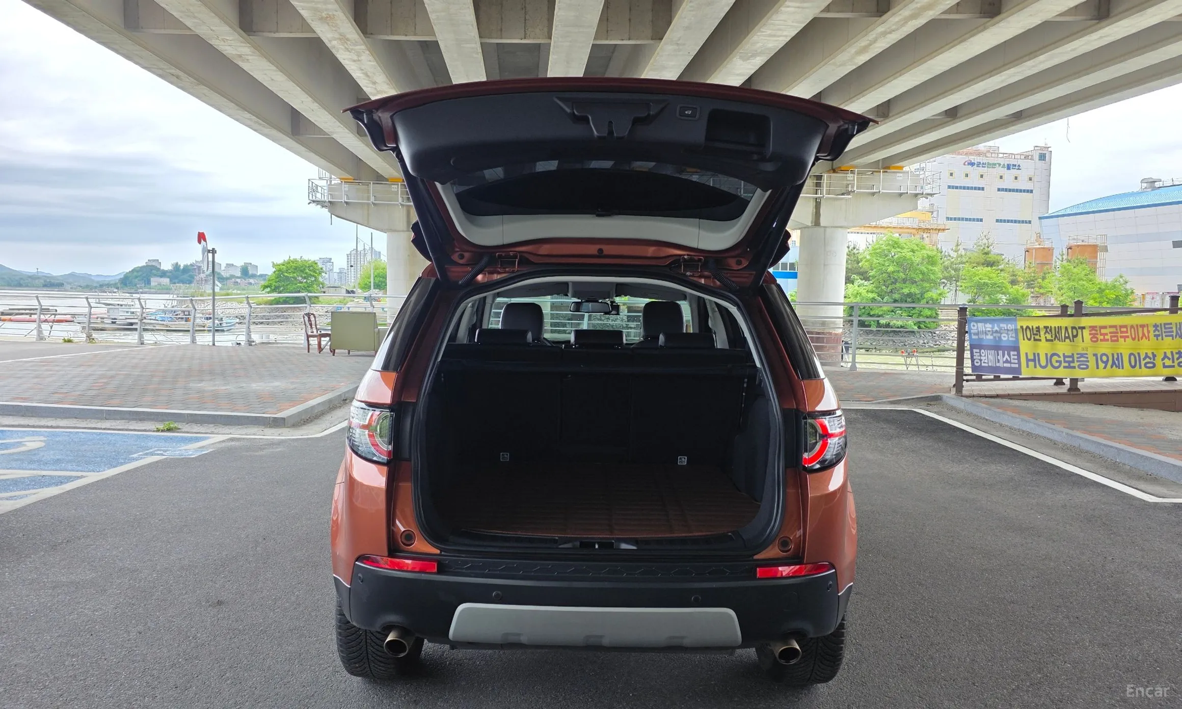 Land Rover Discovery Sports превью 20