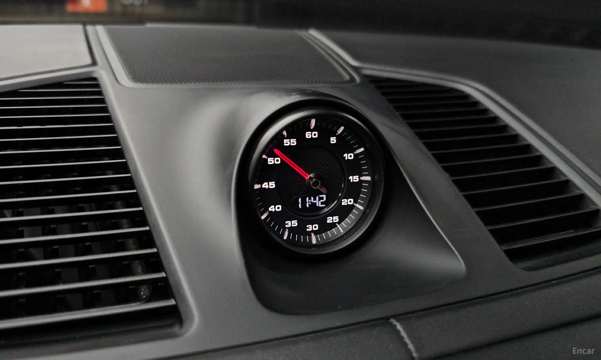 Porsche Cayenne (PO536) превью 18