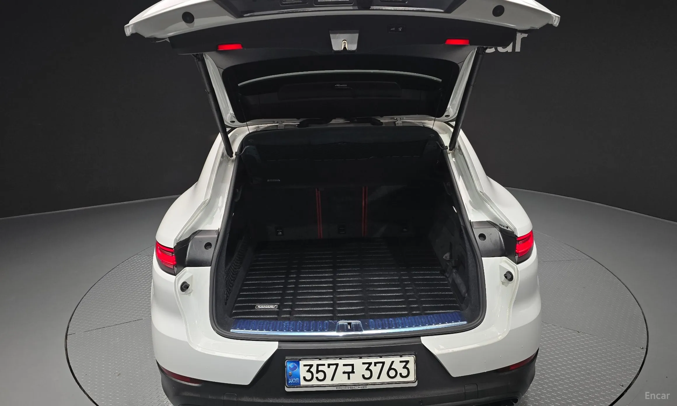 Porsche Cayenne (PO536) превью 20