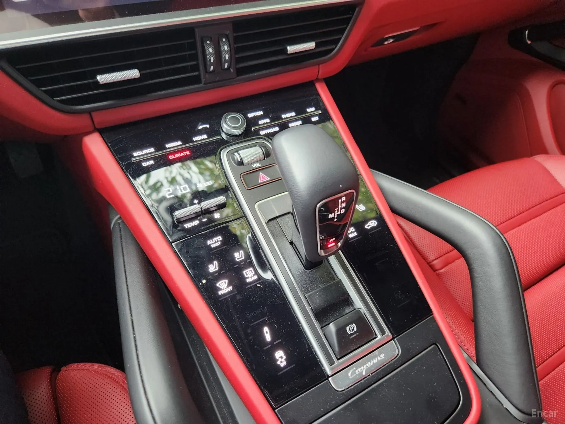 Porsche Cayenne (PO536) превью 14