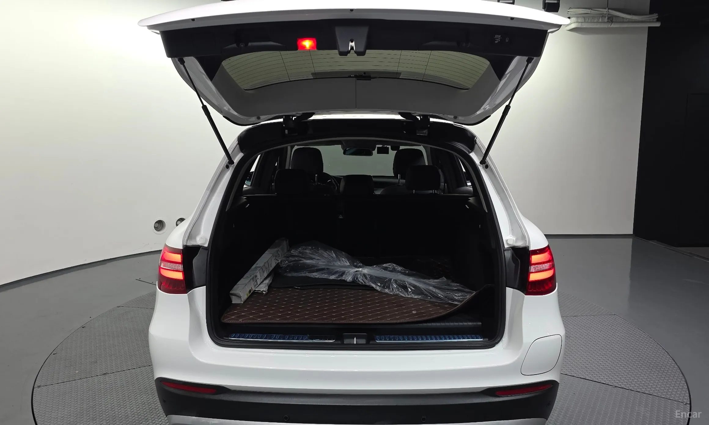 Mercedes Benz GLC-Class X253 превью 20