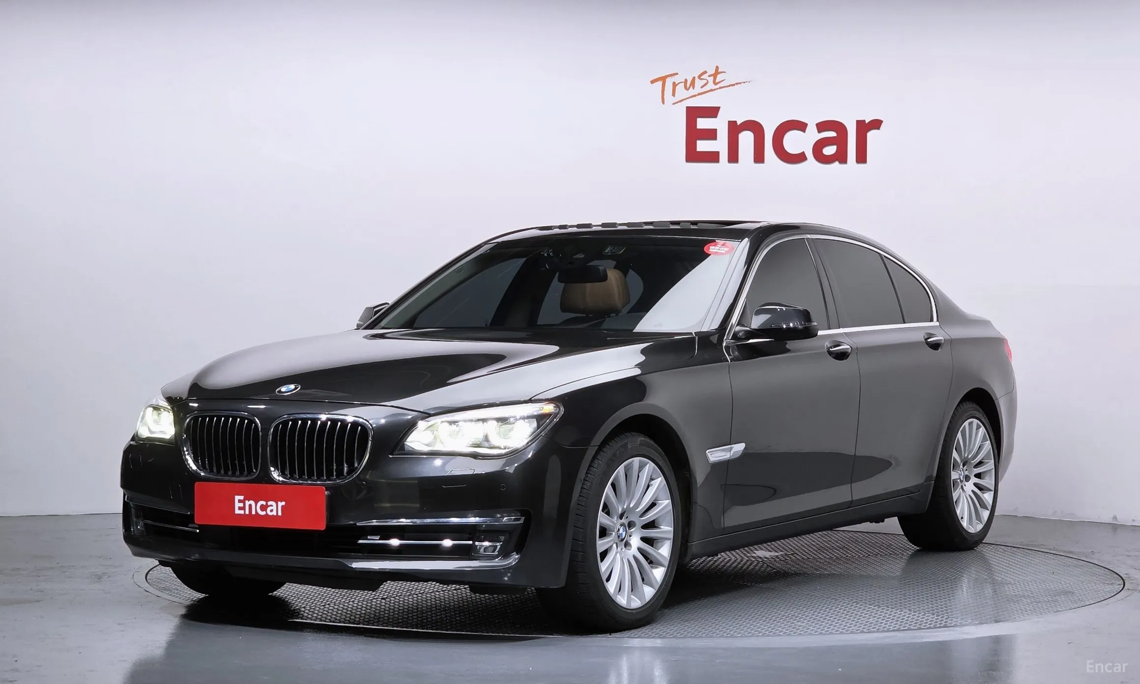 BMW 7 Series (F01)