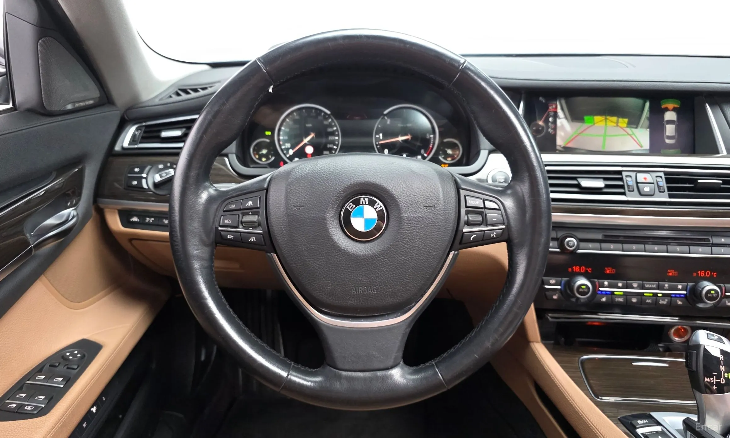BMW 7 Series (F01) превью 12