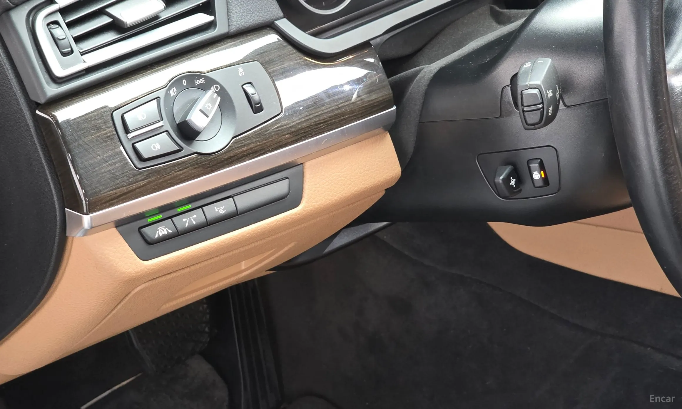 BMW 7 Series (F01) превью 15