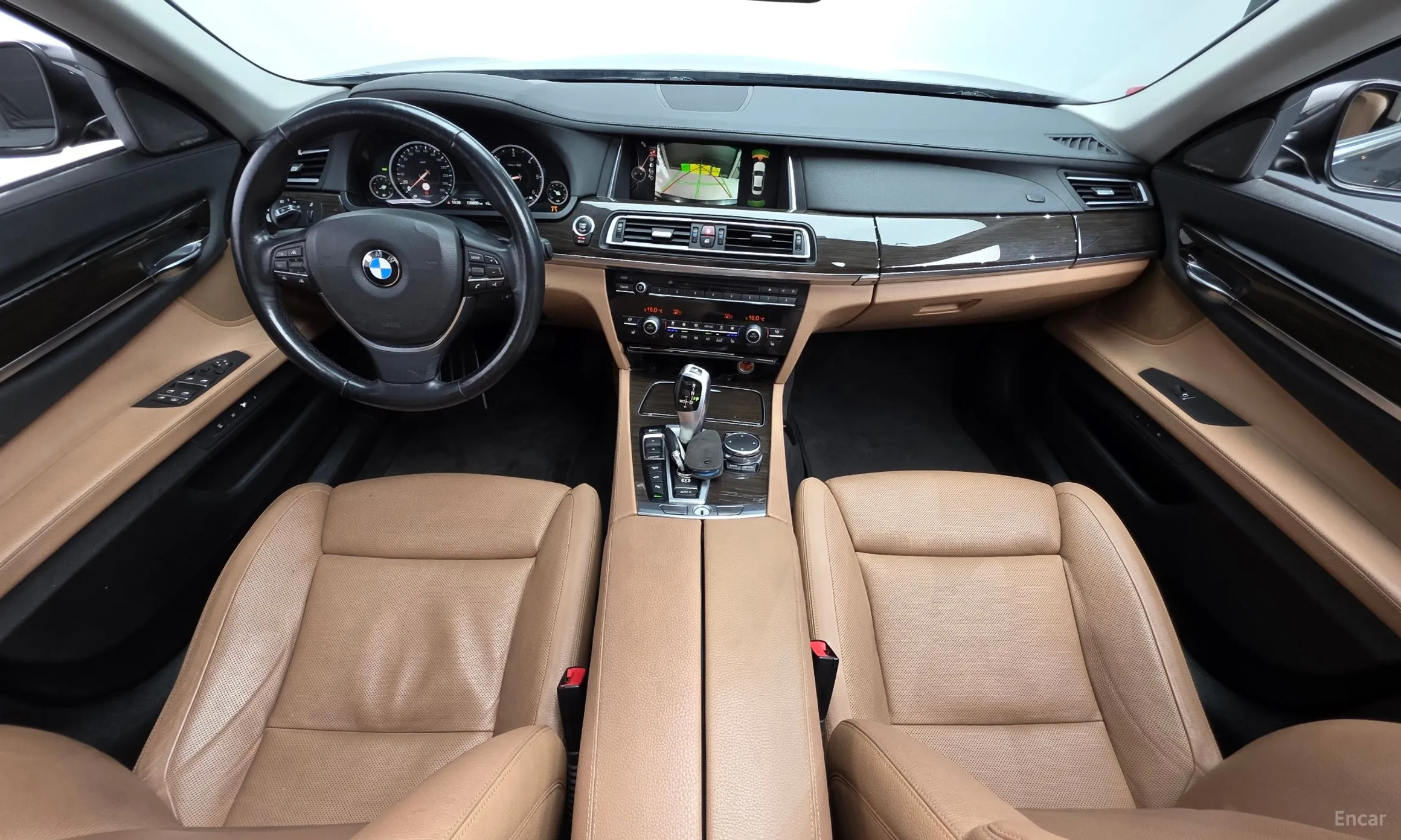 BMW 7 Series (F01) превью 7