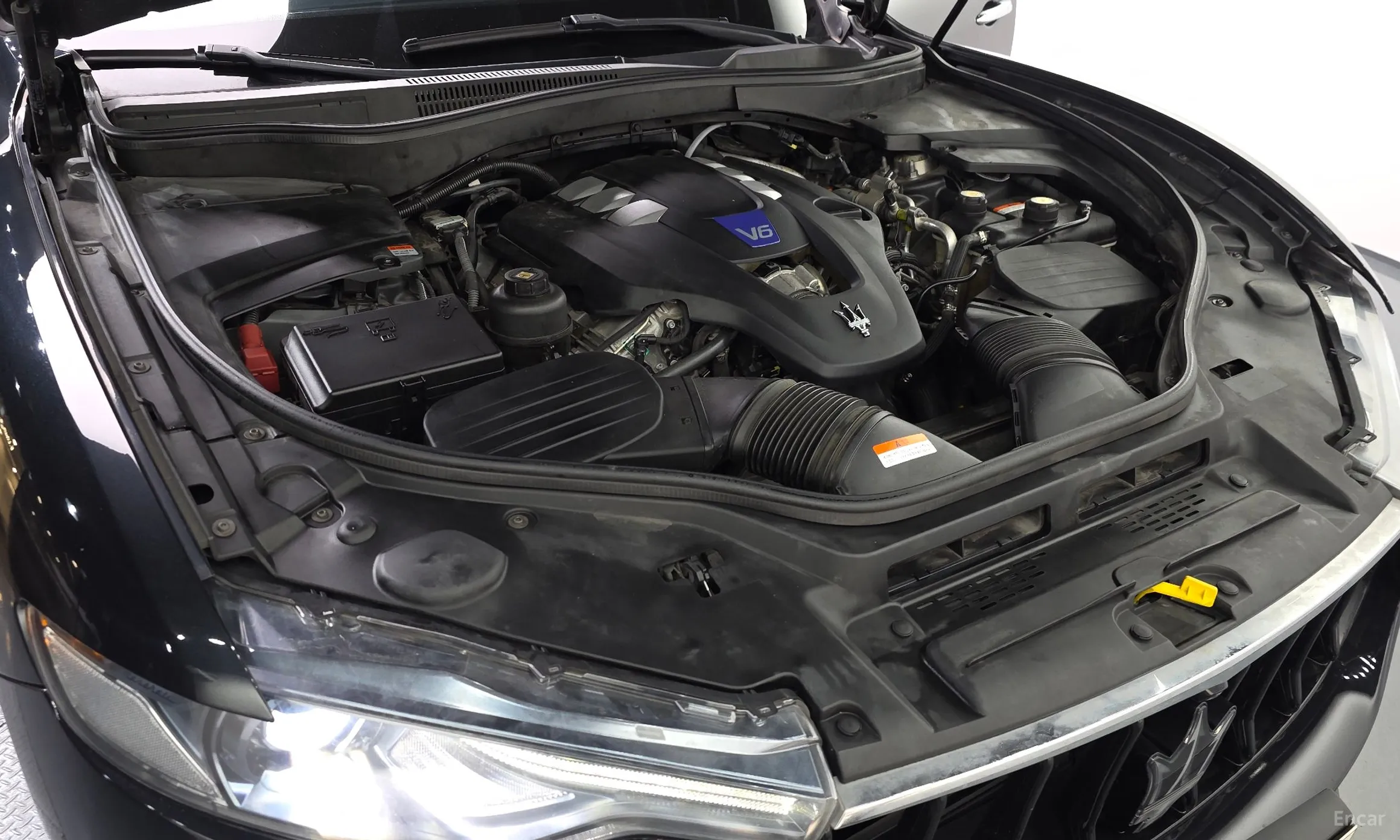 Maserati Levante превью 6