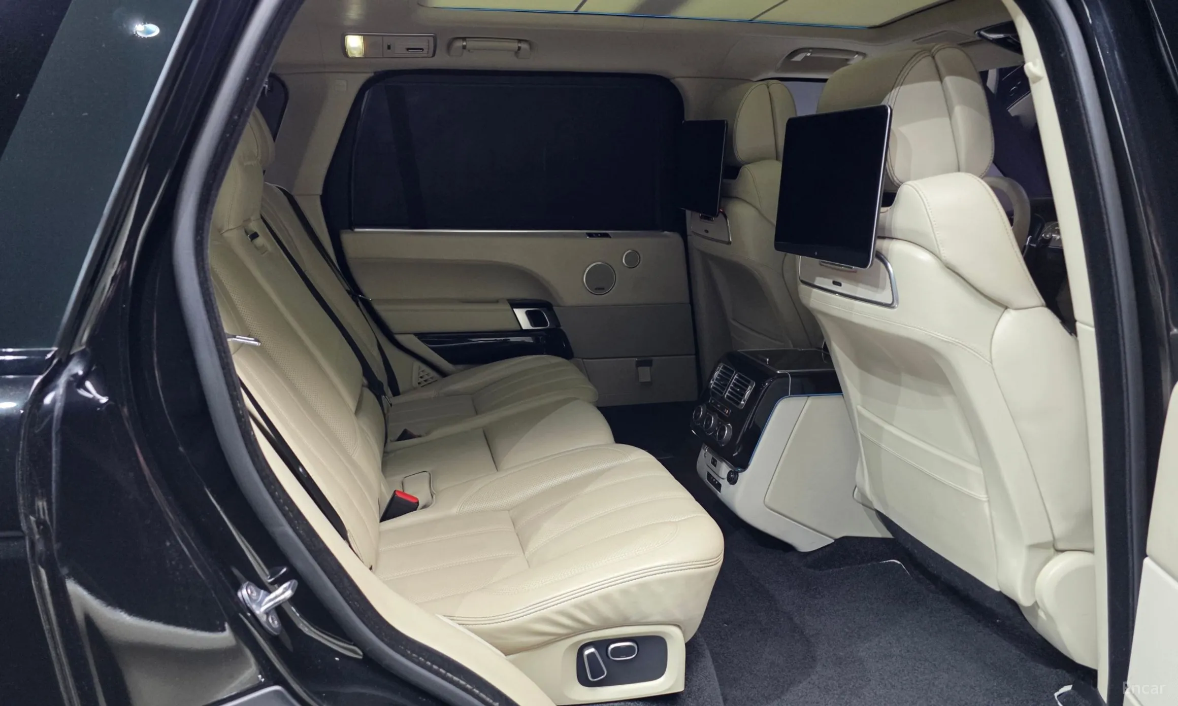 Land Rover Range Rover 4th Generation превью 12