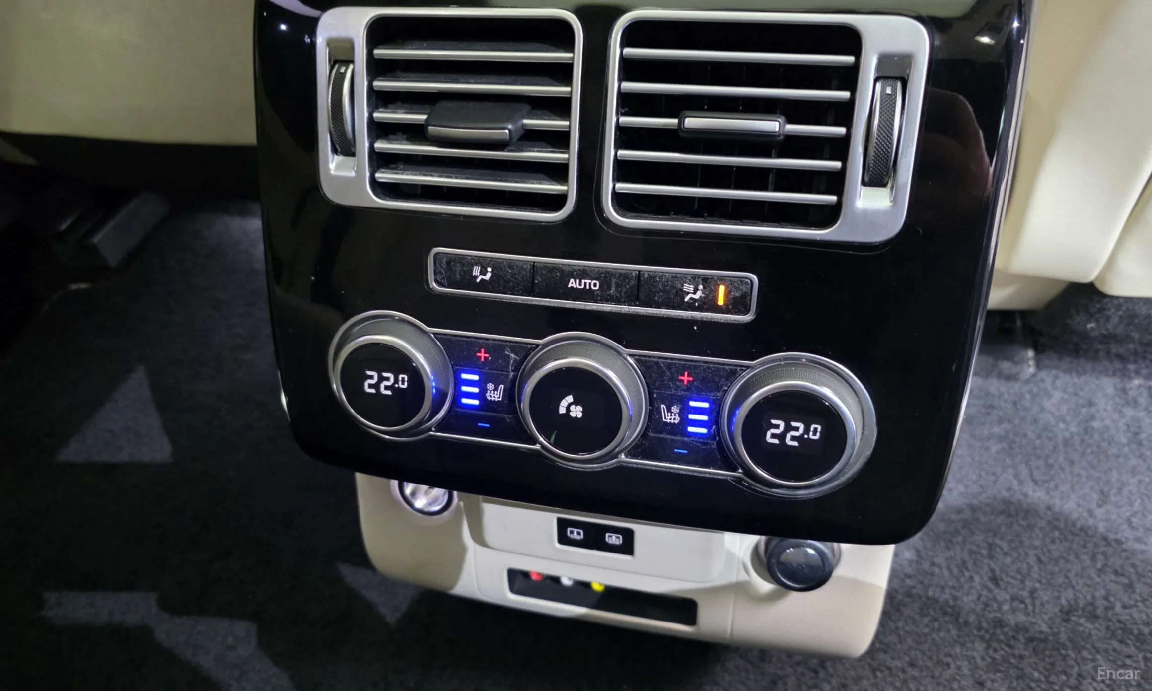 Land Rover Range Rover 4th Generation превью 19