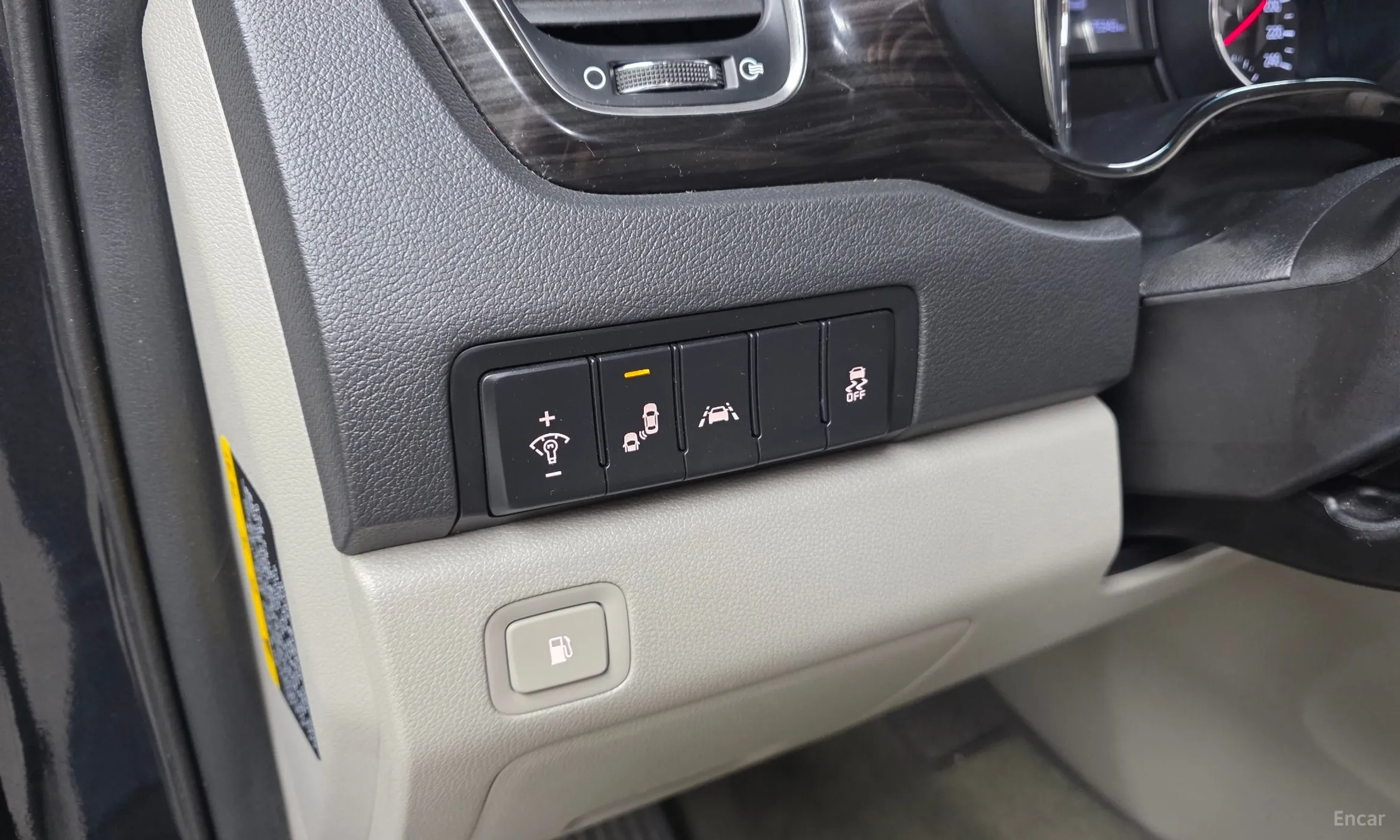Kia Carnival превью 20