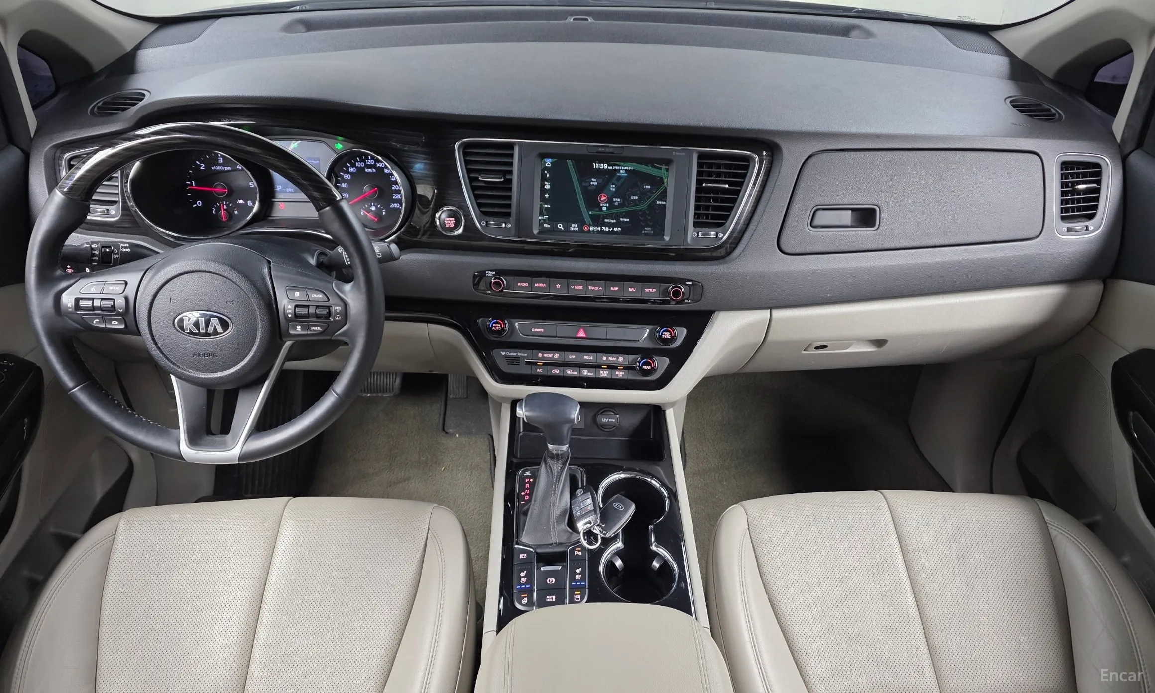 Kia Carnival превью 7