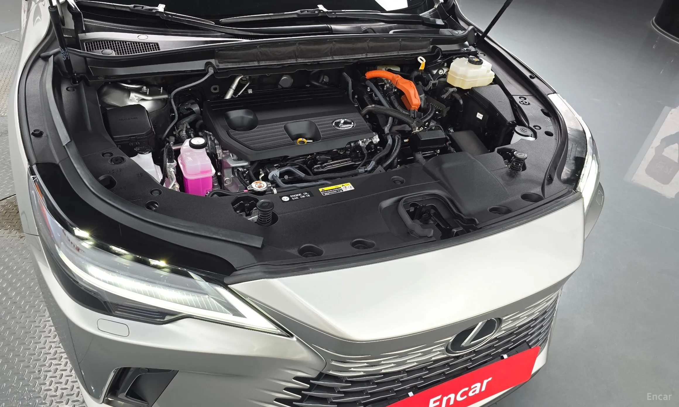 Lexus RX350h 5th Generation превью 6