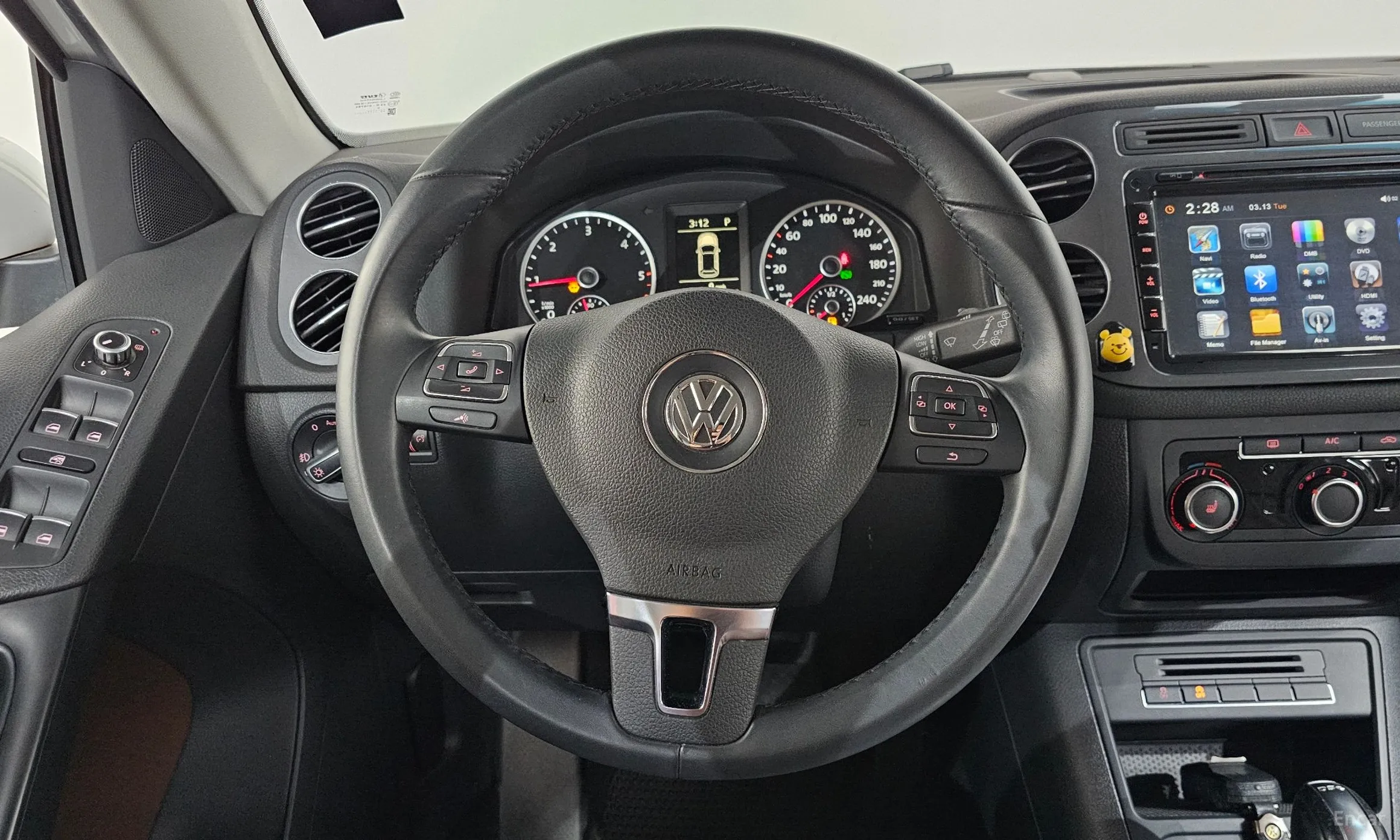Volkswagen New Tiguan превью 13