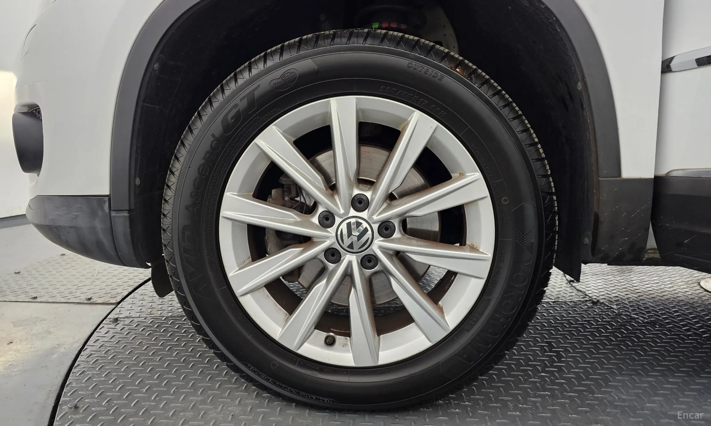 Volkswagen New Tiguan превью 5