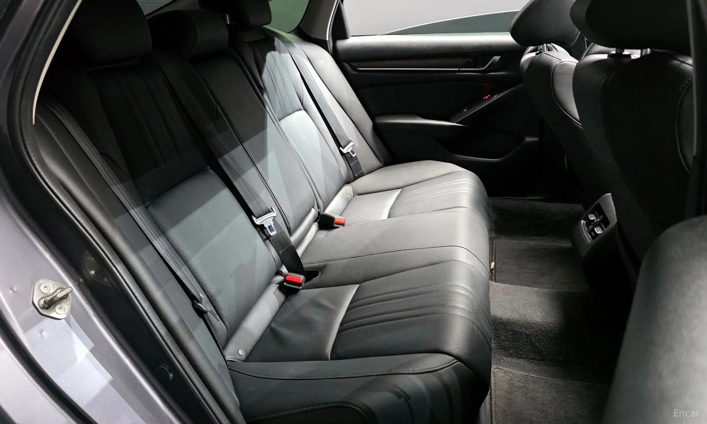 Honda Accord 10th Generation превью 11