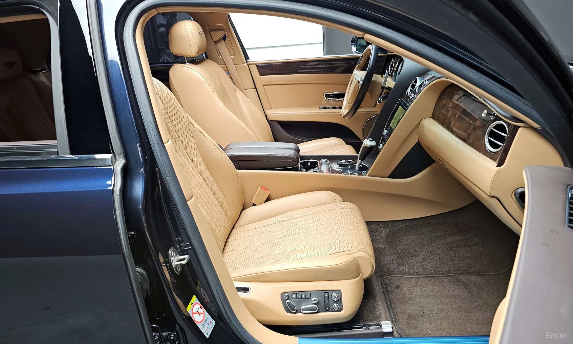 Bentley Flying Spur 2nd Generation превью 10