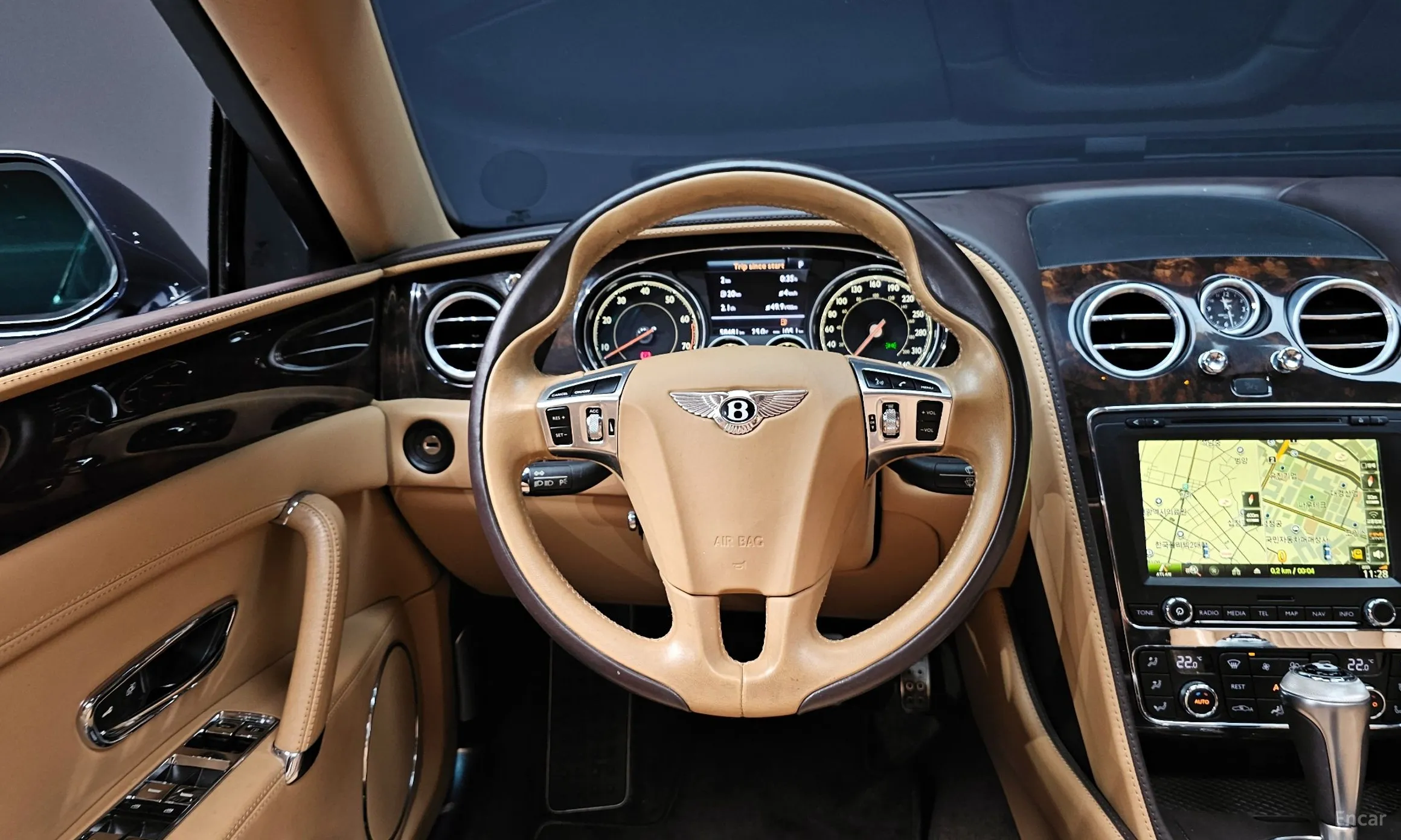 Bentley Flying Spur 2nd Generation превью 13