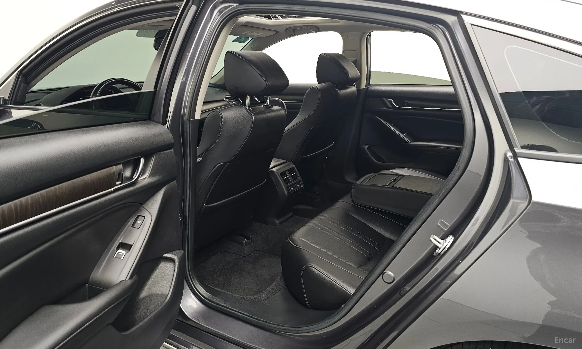 Honda Accord 10th Generation превью 11