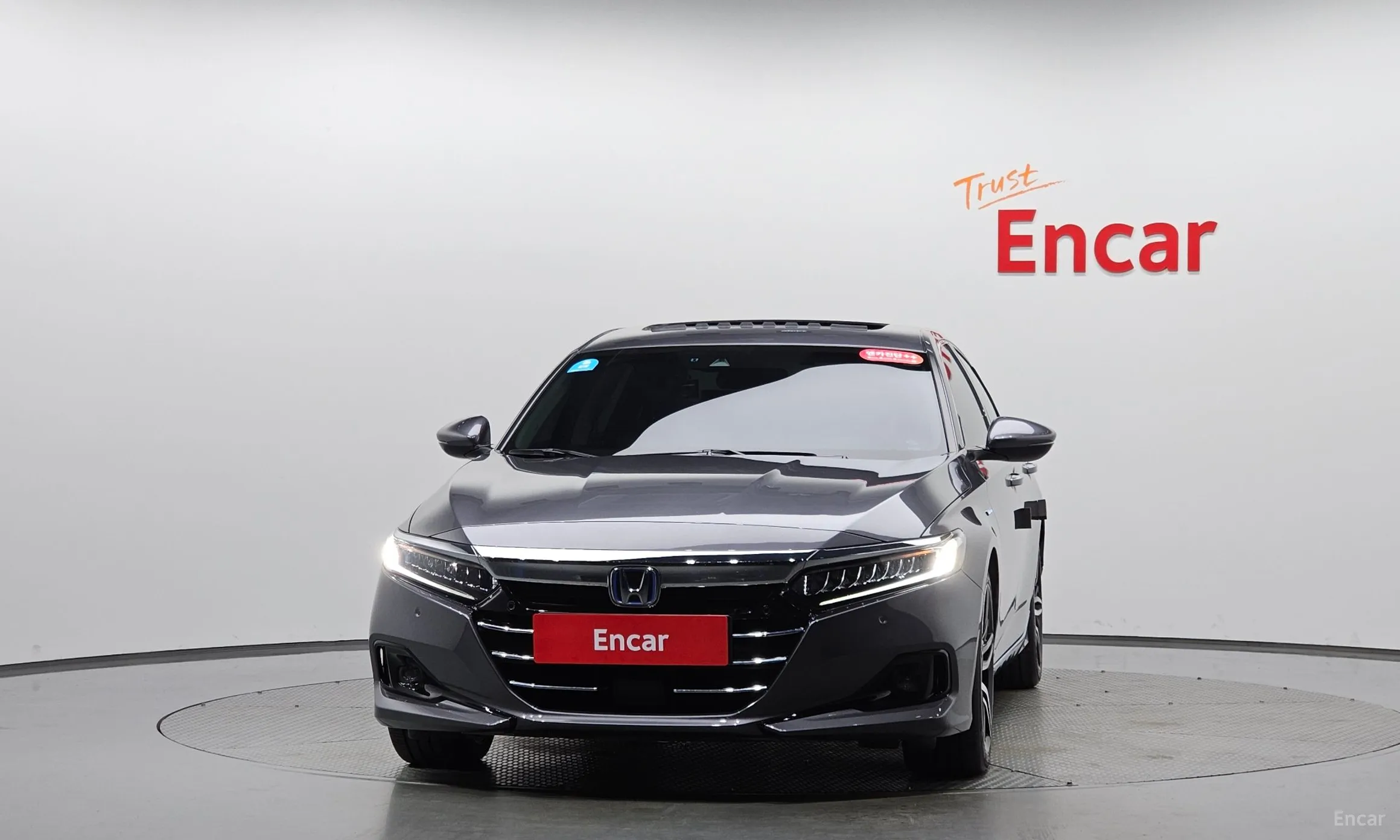 Honda Accord 10th Generation превью 3