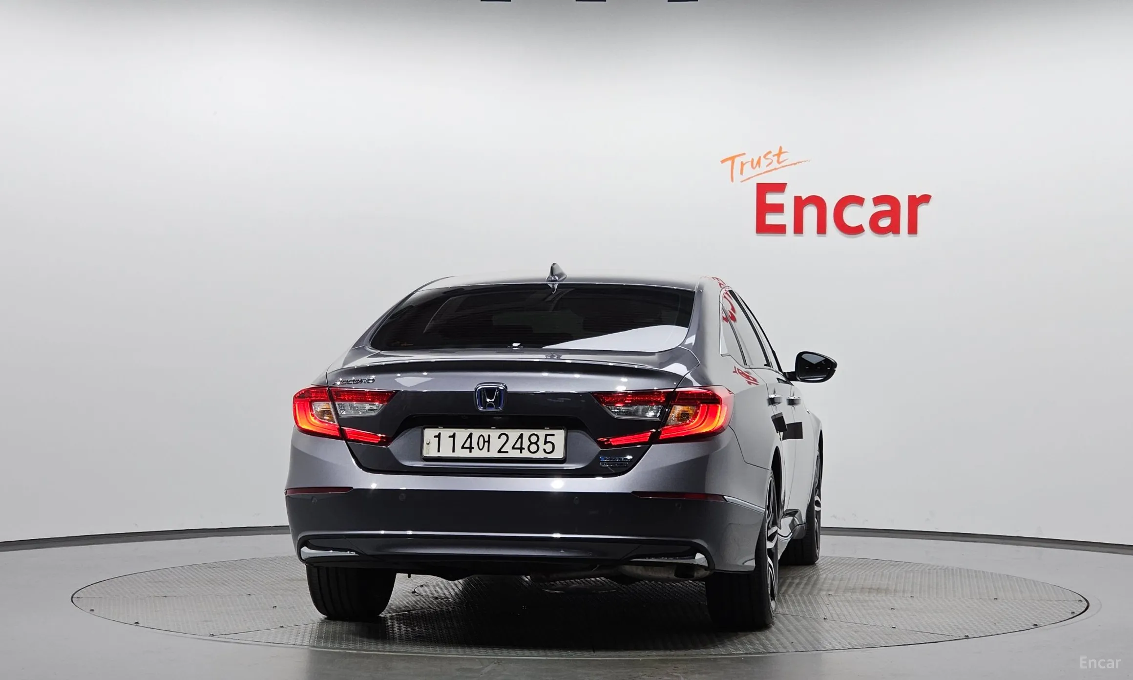 Honda Accord 10th Generation превью 4