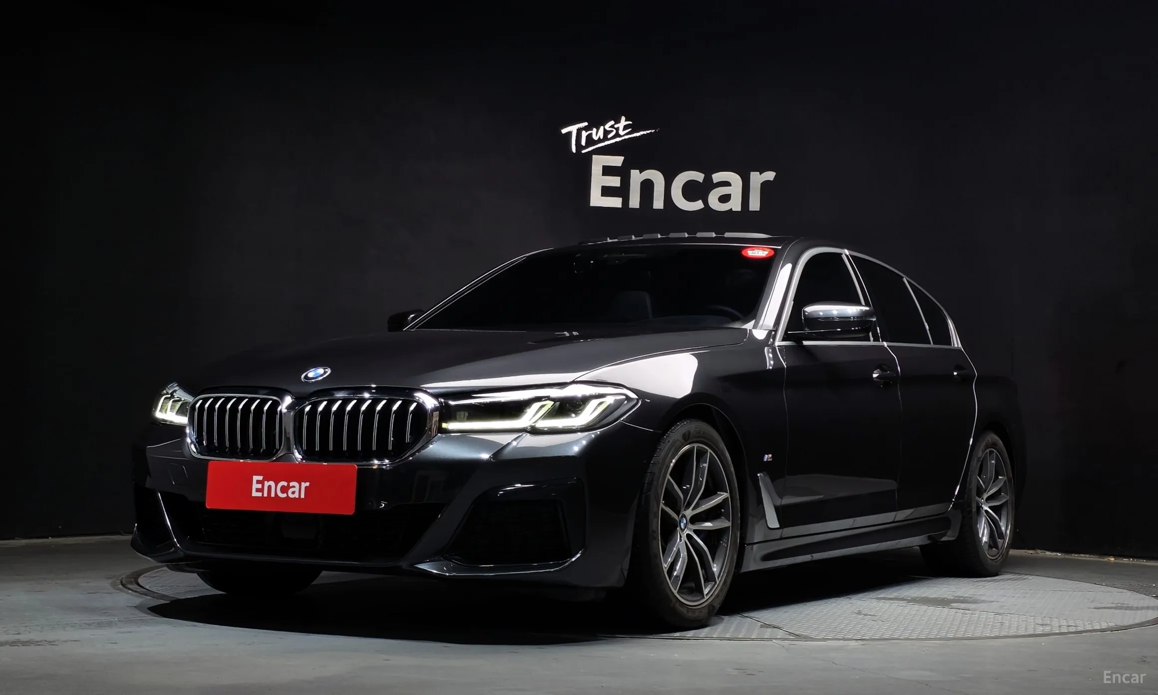 BMW 5 Series (G30)