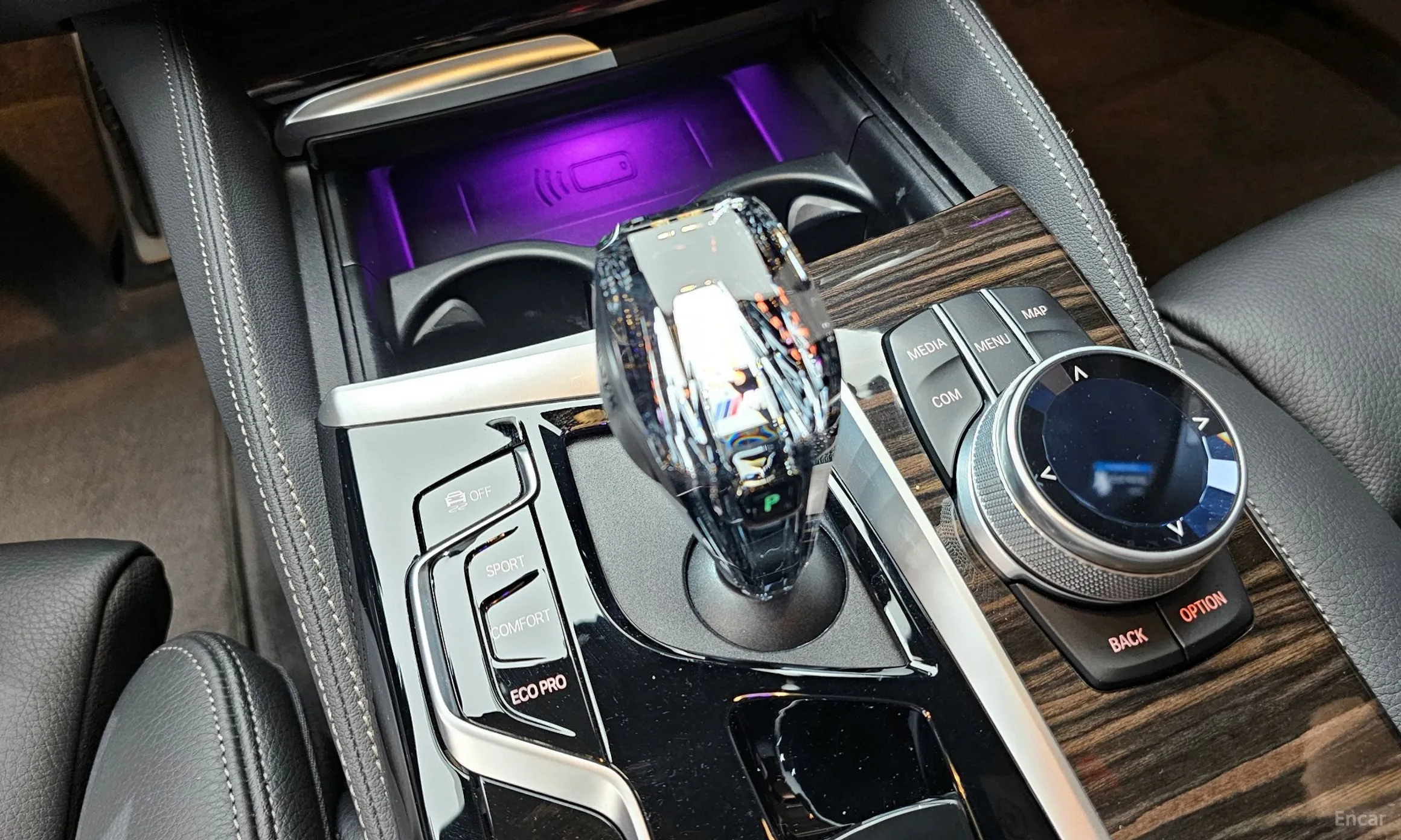 BMW 5 Series (G30) превью 9