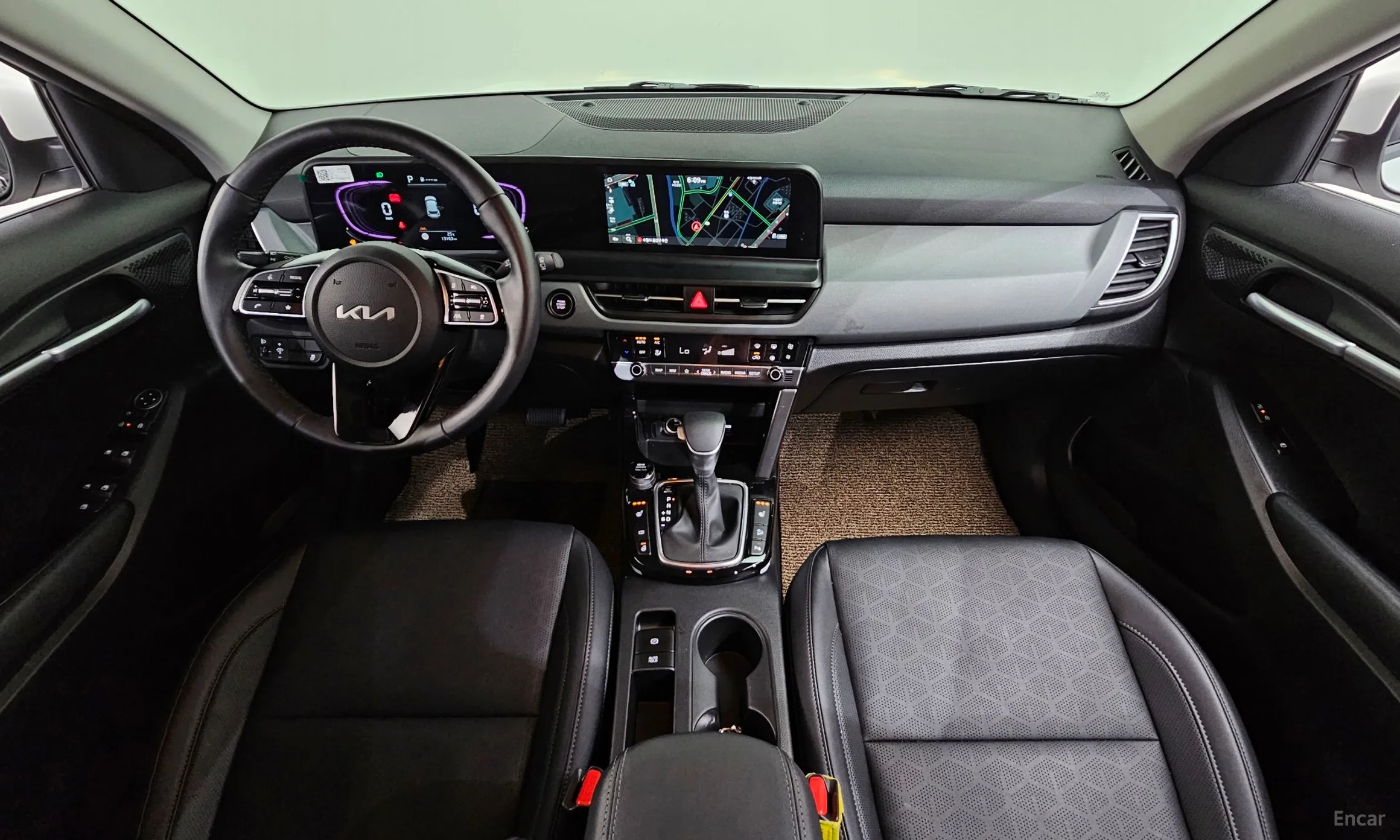 Kia Seltos превью 7