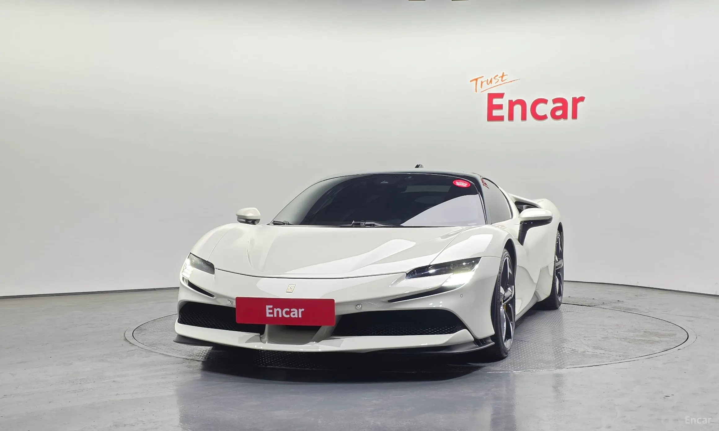 Ferrari SF90 Stradale превью 3