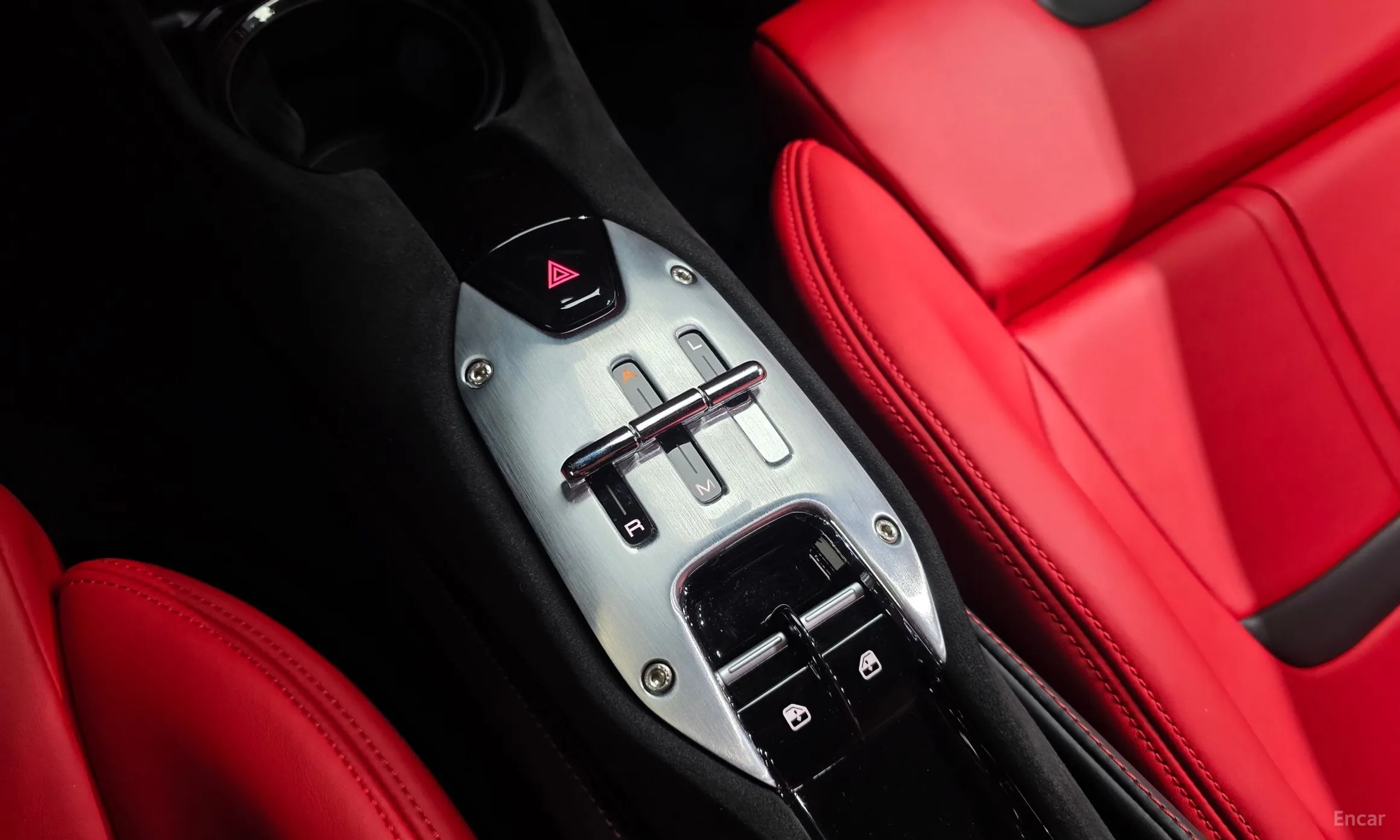 Ferrari SF90 Stradale превью 9