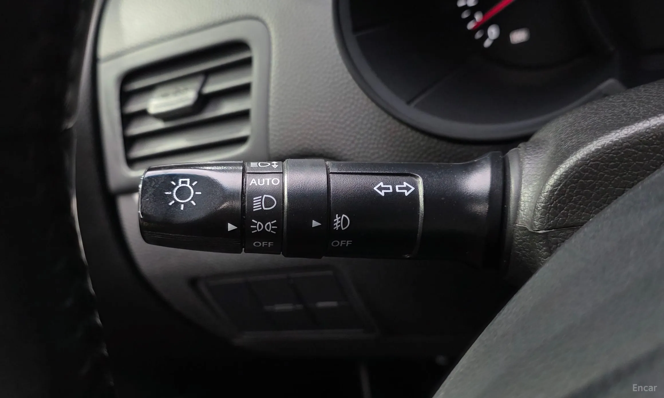 Kia morning превью 18
