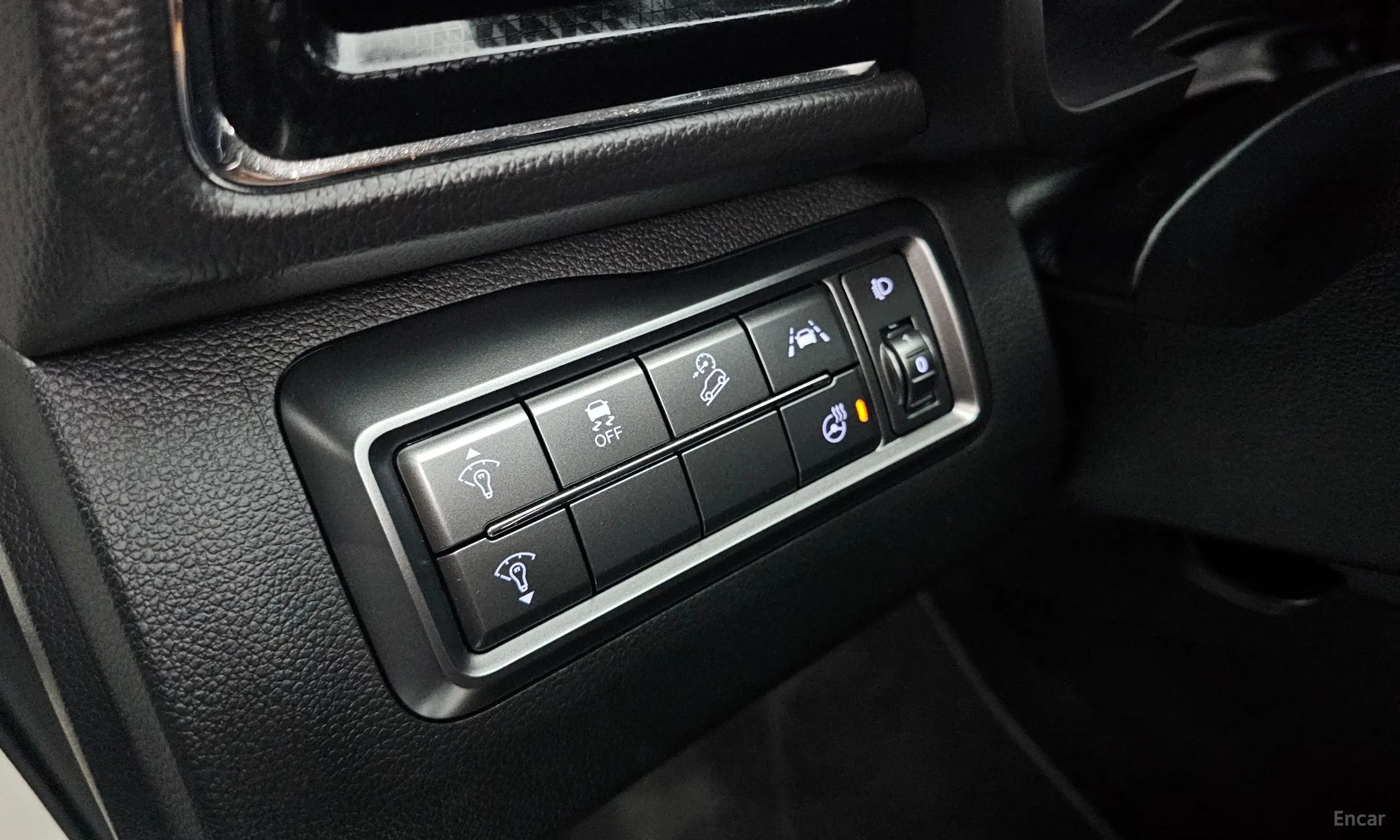 KG Mobility (SsangYong) Berry New Tivoli превью 16