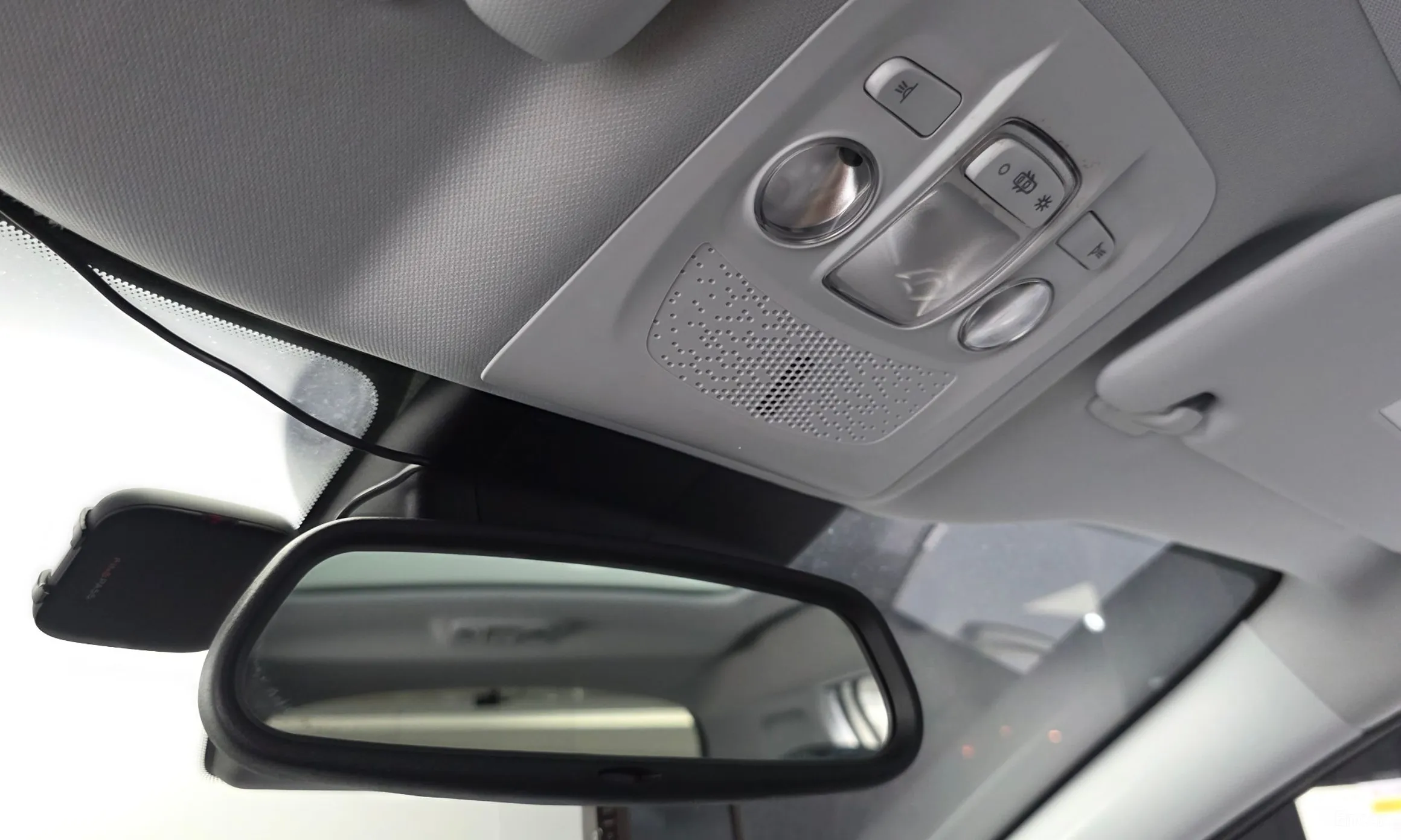 Peugeot 2008. превью 17