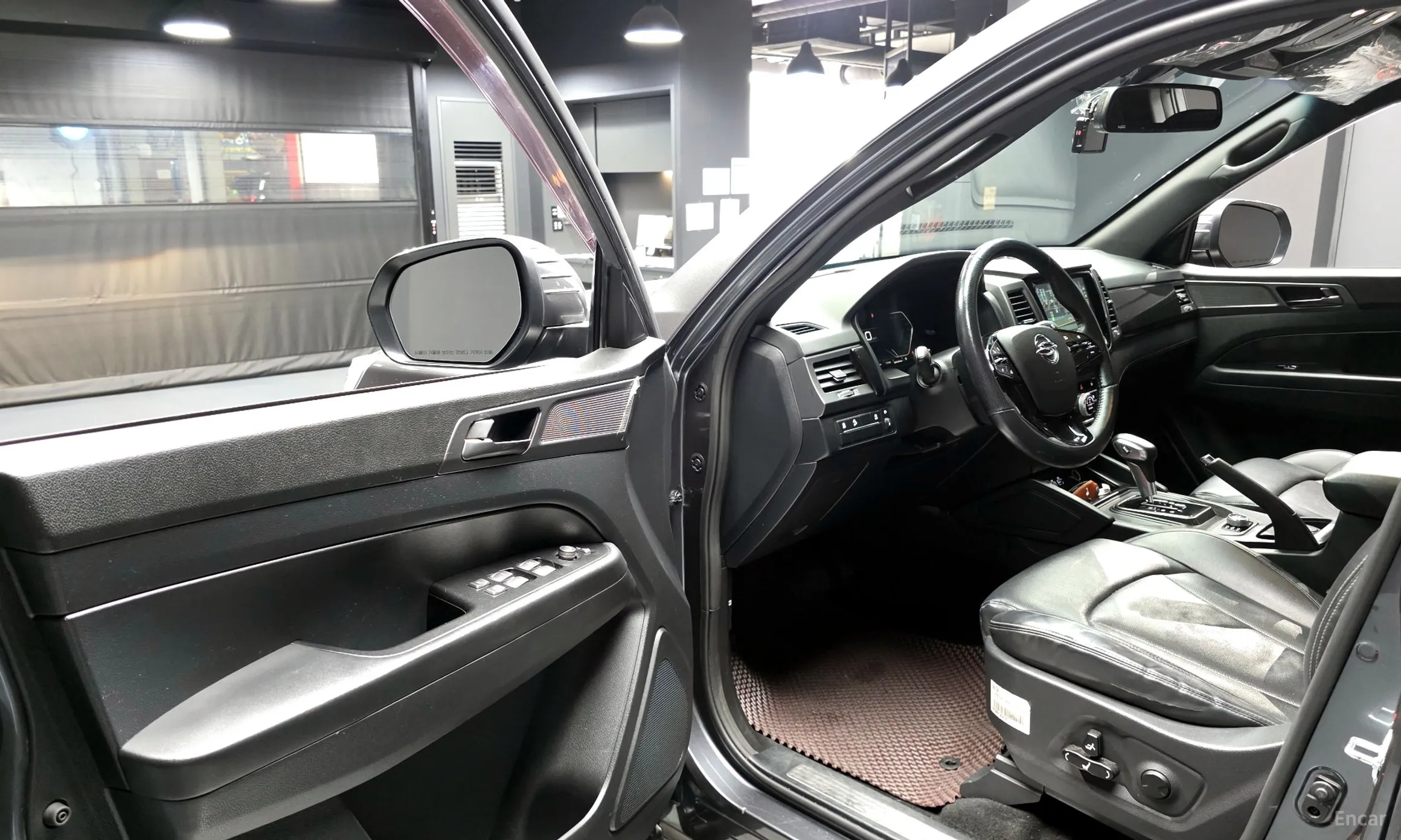KG Mobility (SsangYong) Rexton Sports превью 10