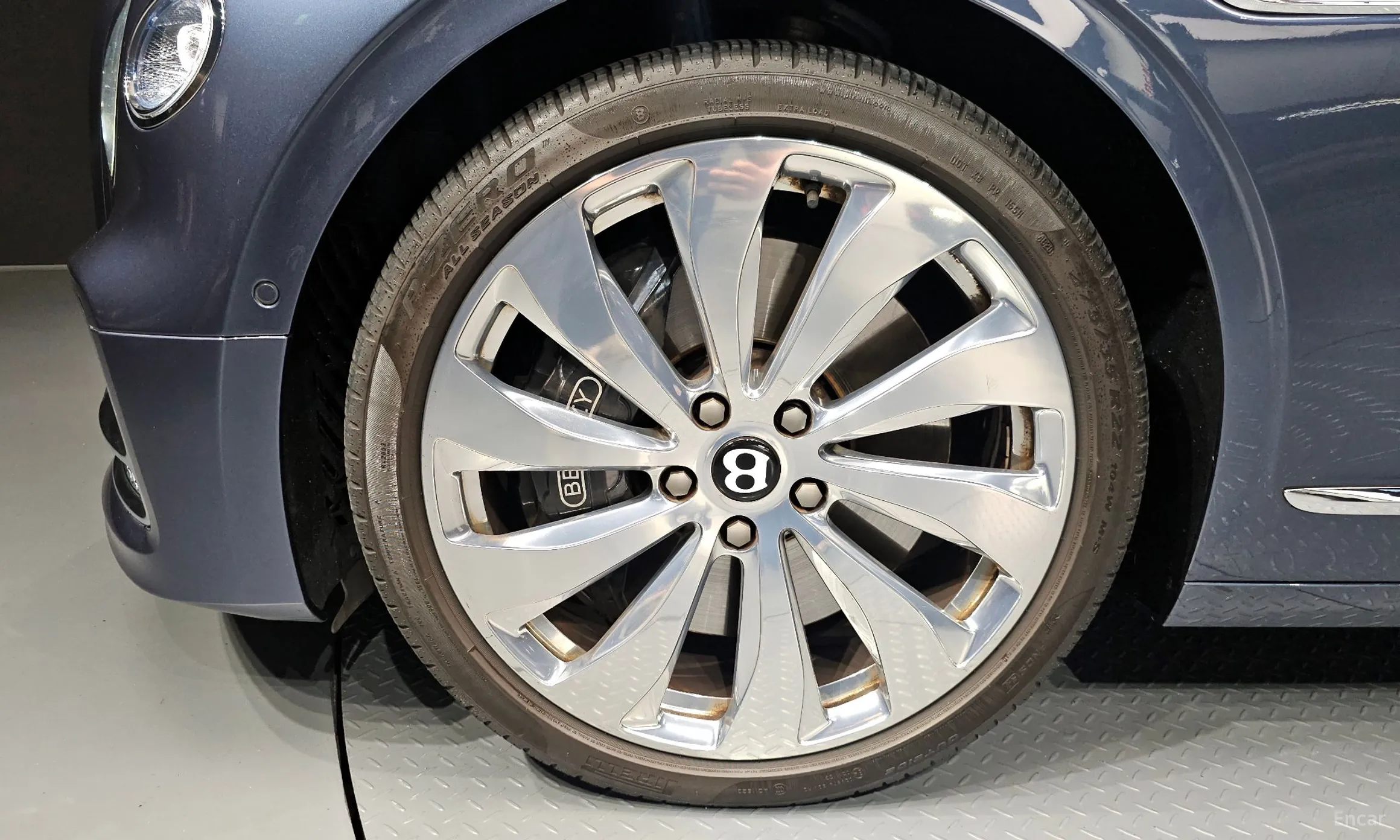 Bentley Flying Spur 3rd Generation превью 5