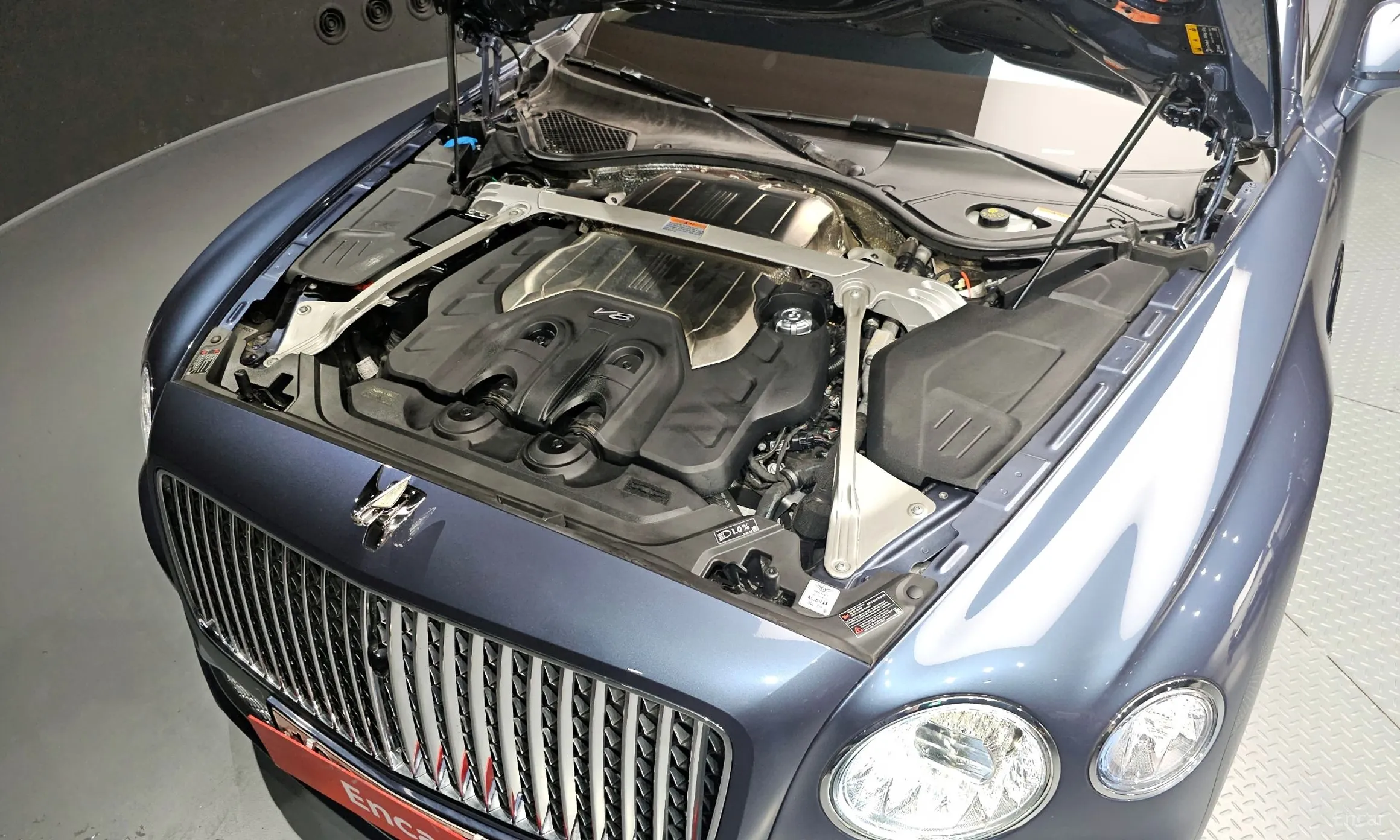 Bentley Flying Spur 3rd Generation превью 6