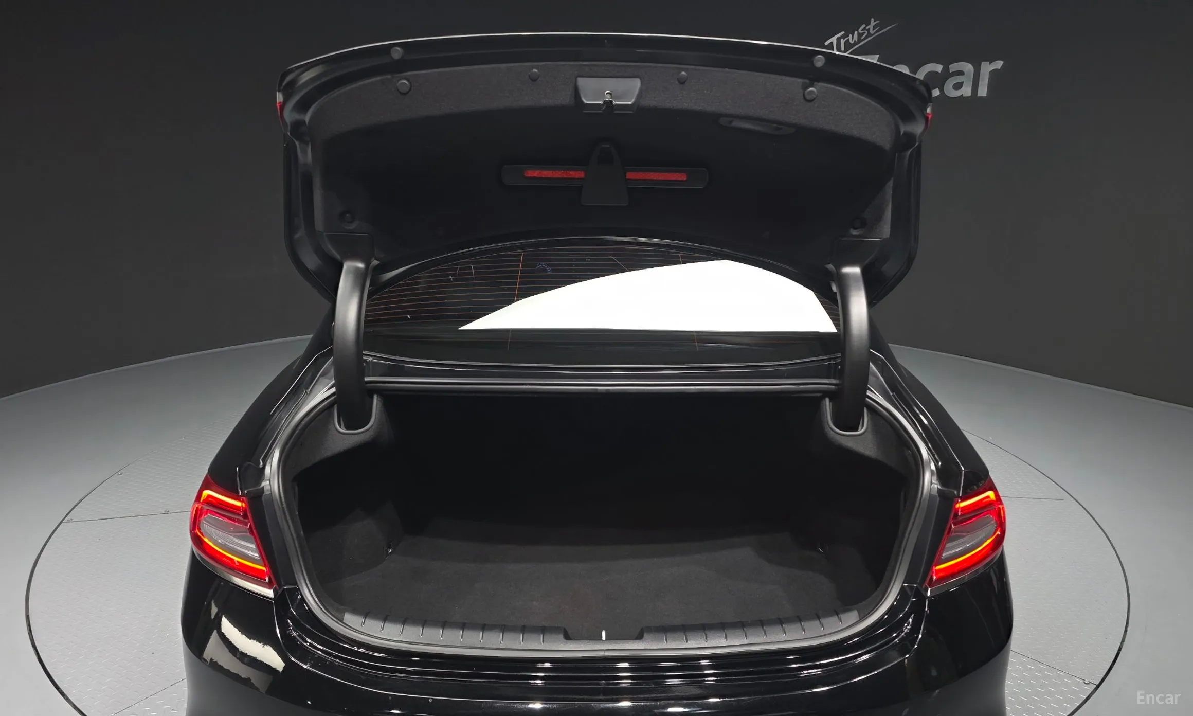 Hyundai Grandeur IG превью 20