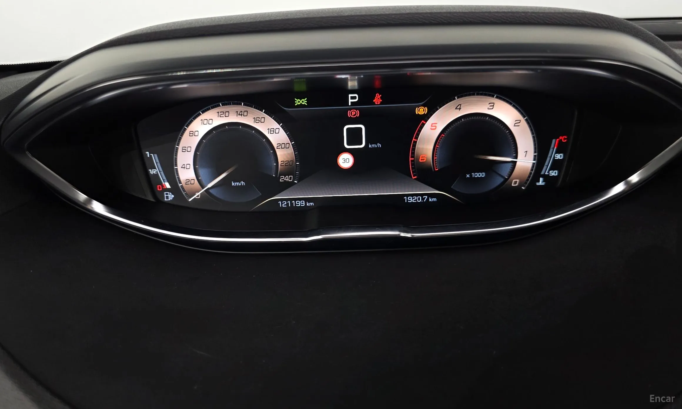 Peugeot 3008 2nd generation превью 8