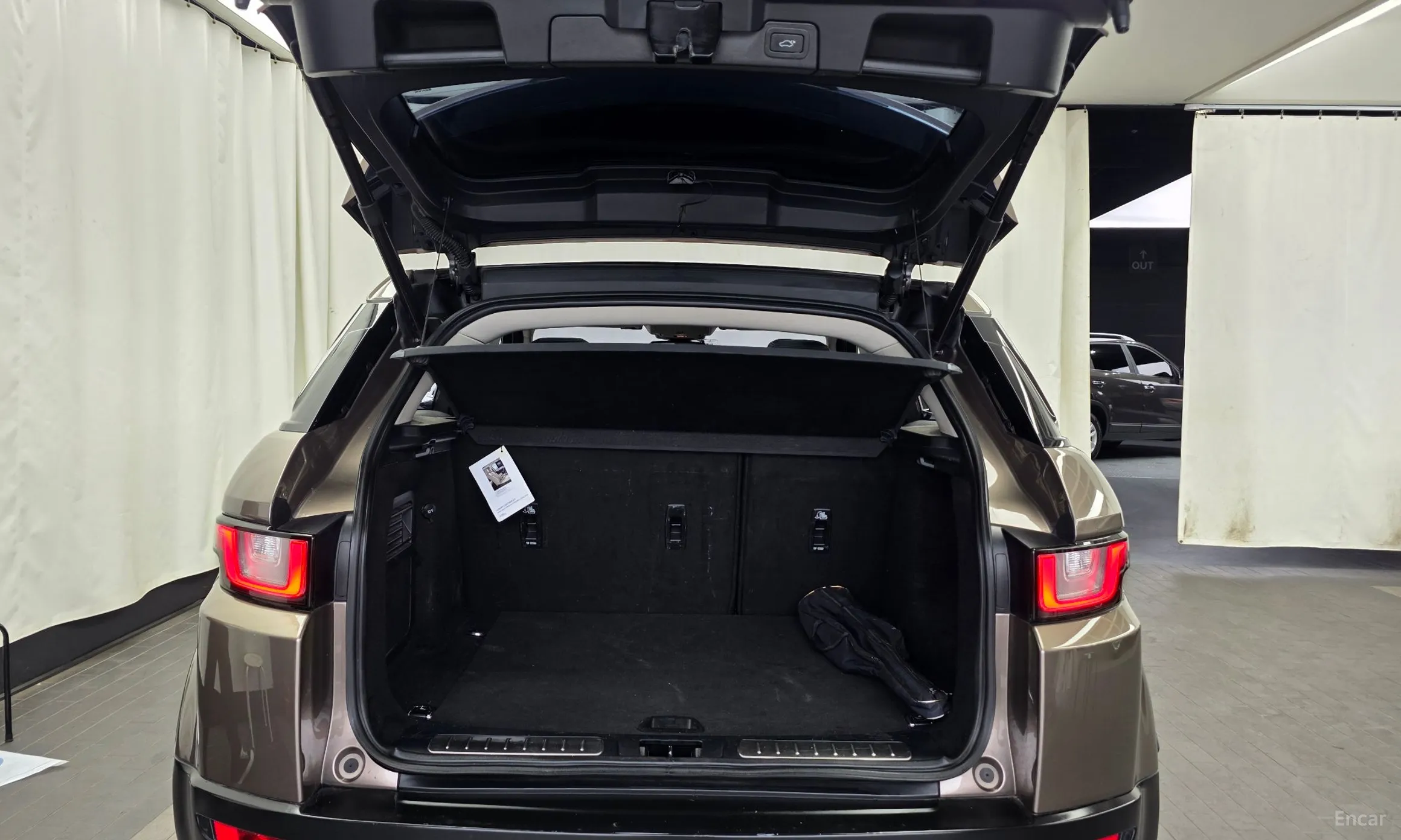 Land Rover Range Rover Evoque превью 20