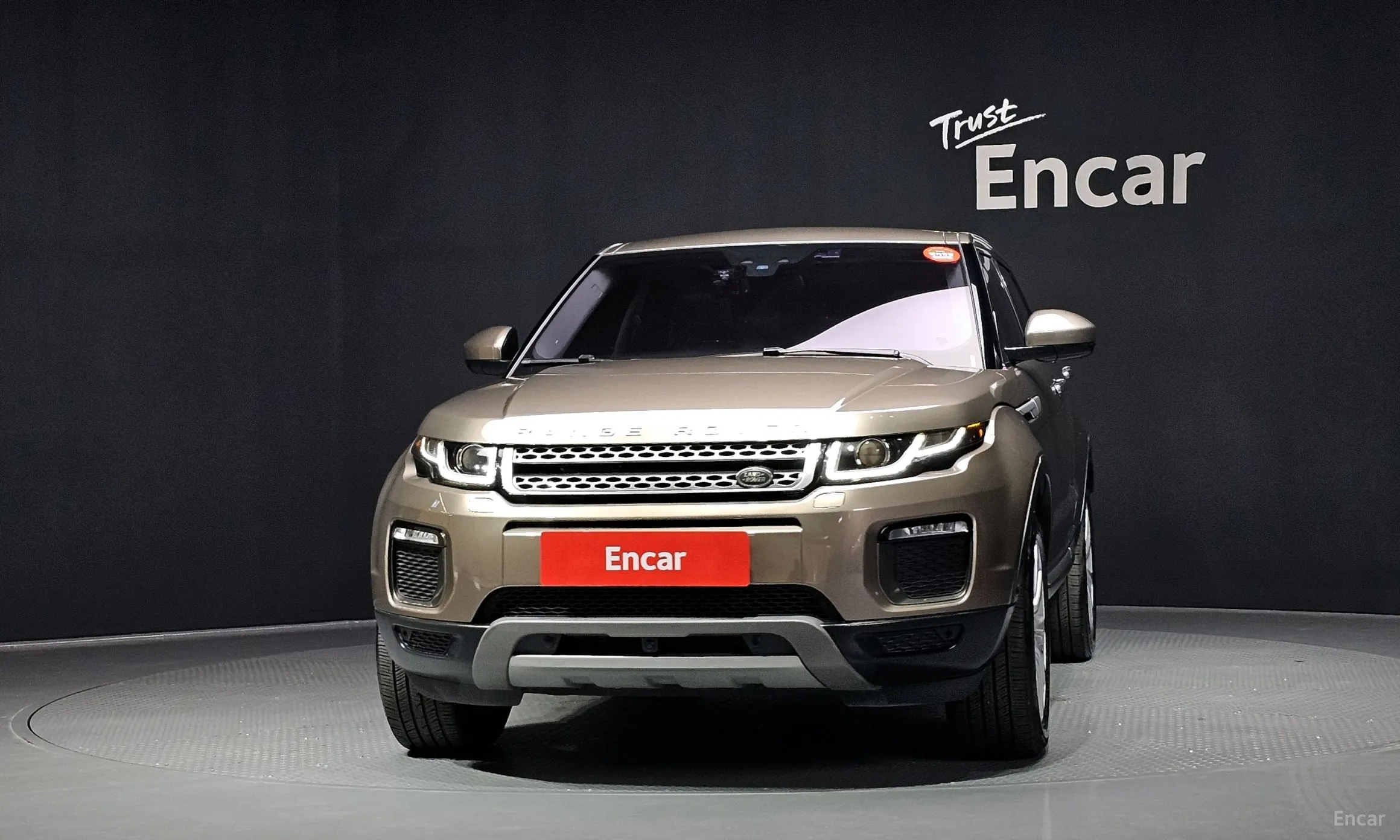 Land Rover Range Rover Evoque превью 3