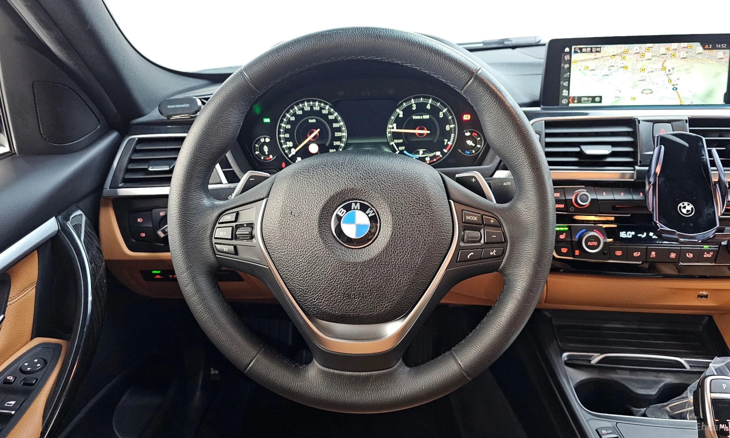 BMW 3 Series (F30) превью 14