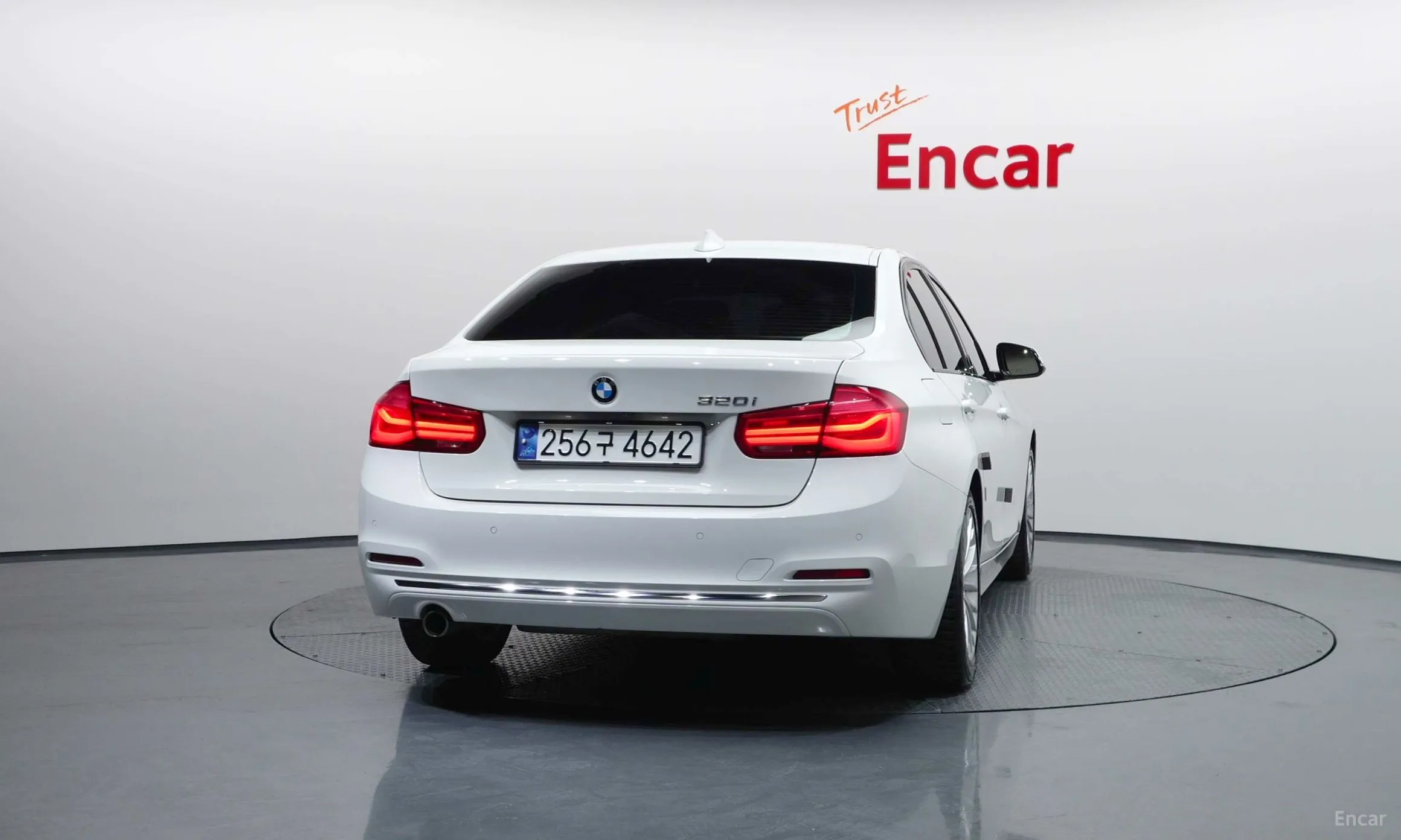 BMW 3 Series (F30) превью 4